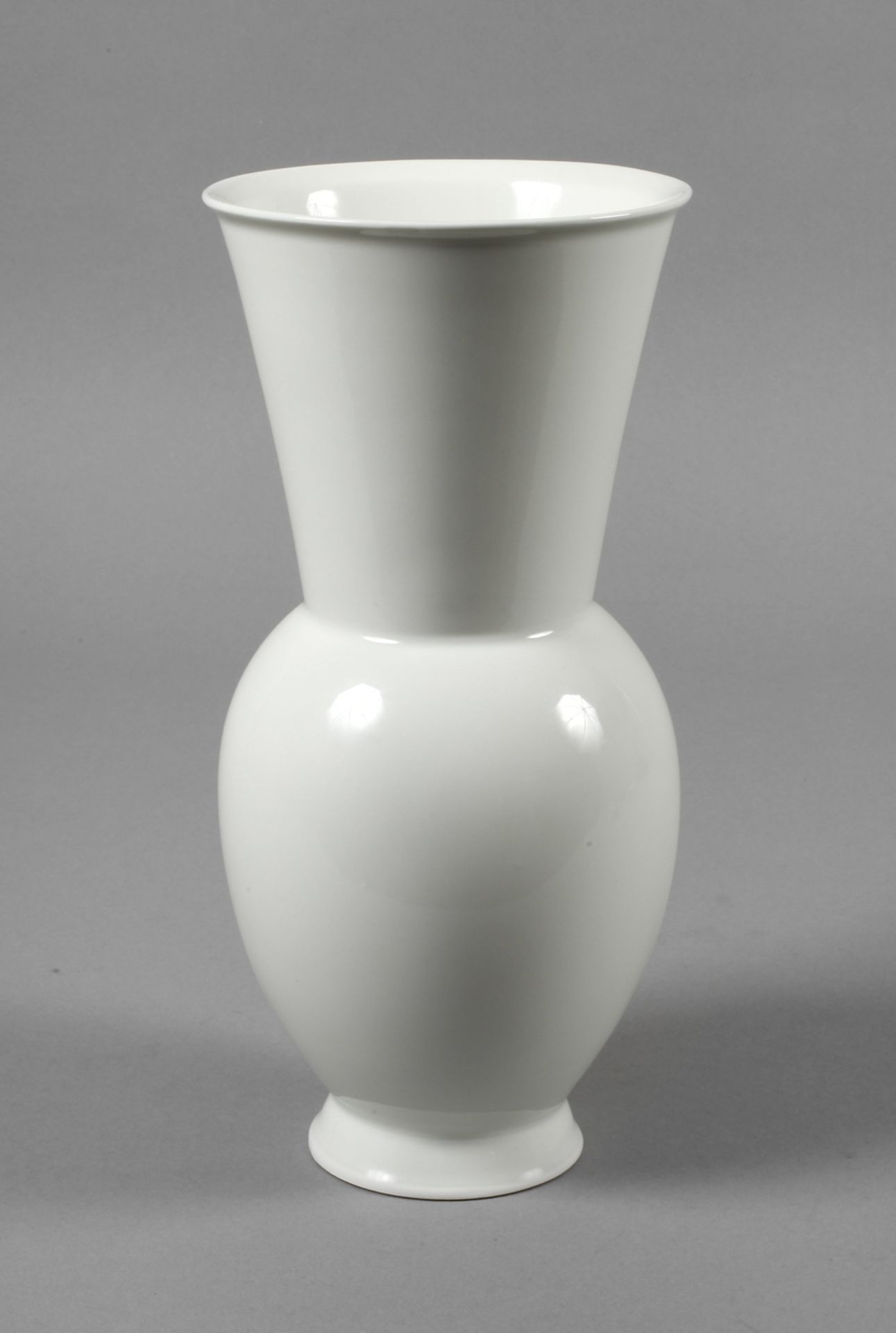 KPM Berlin/Burg Giebichenstein Vase