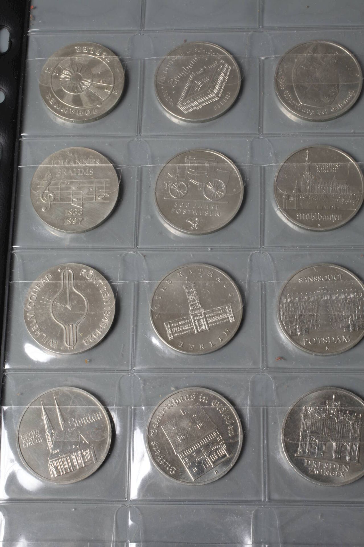Konvolut 5 DDR Mark Gedenkmünzen - Bild 2 aus 3