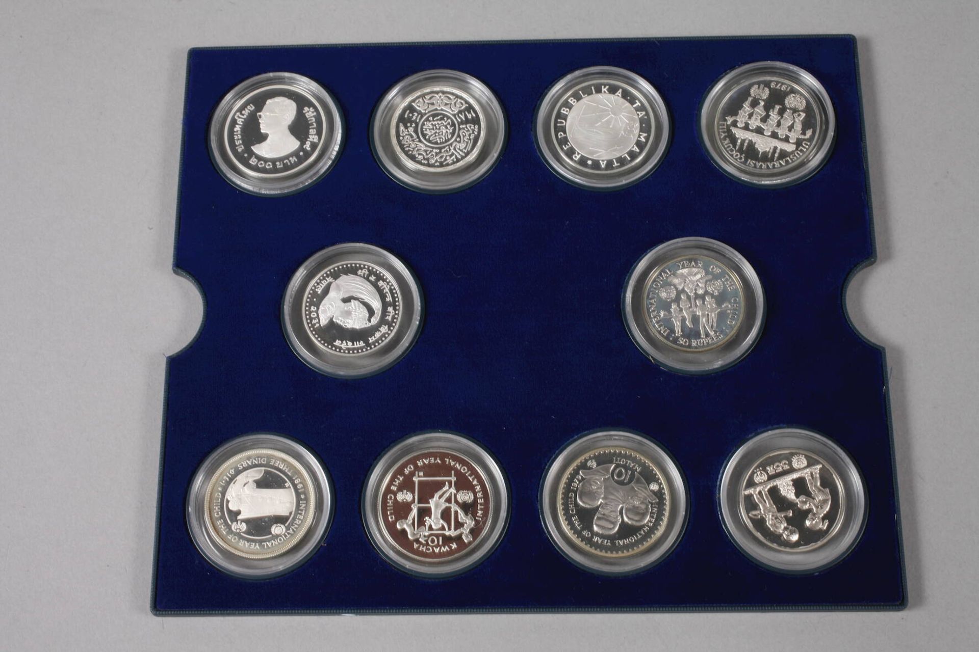 Sammlung Silbermünzen UNICEF - Bild 4 aus 4