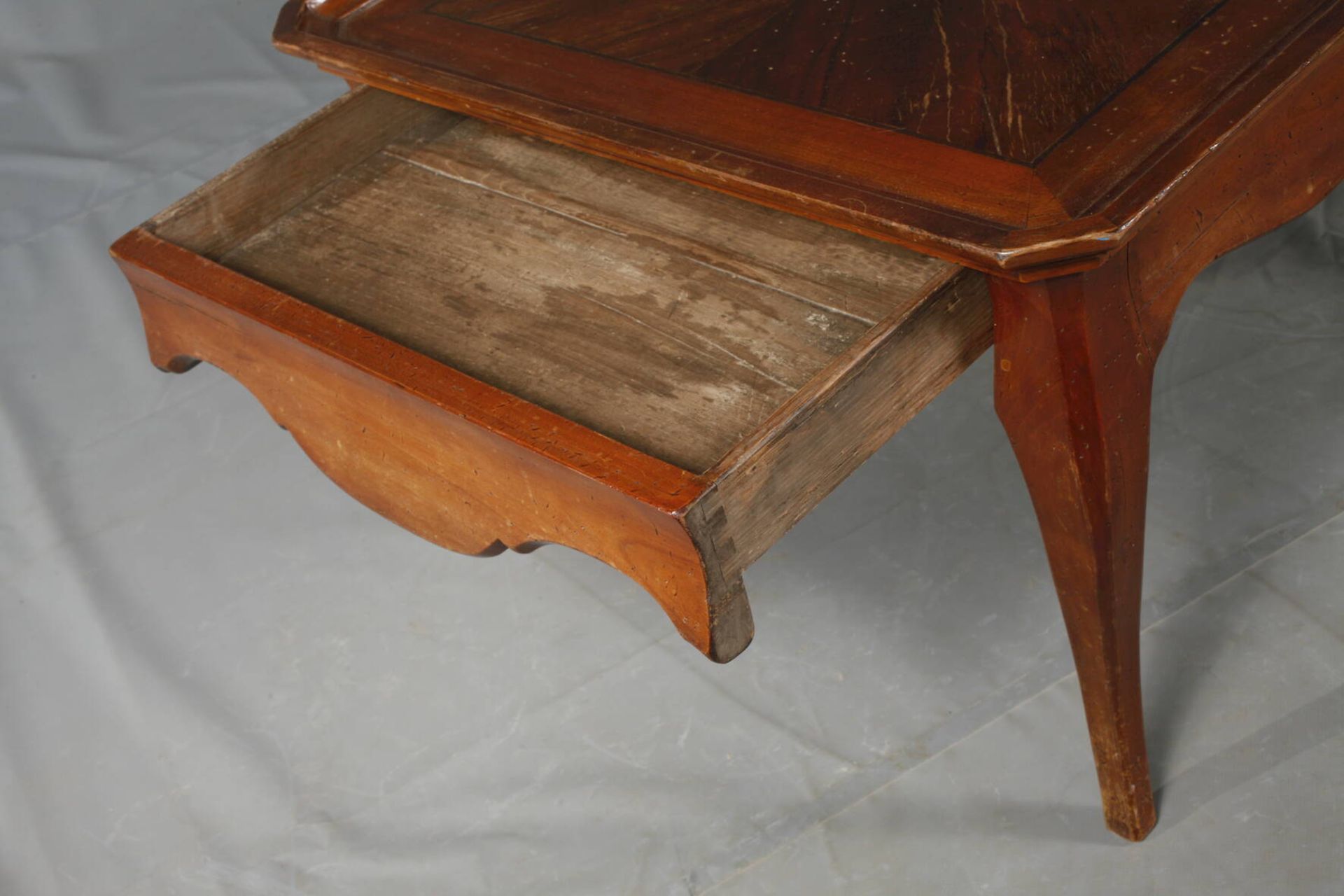 Coffeetable - Image 2 of 5