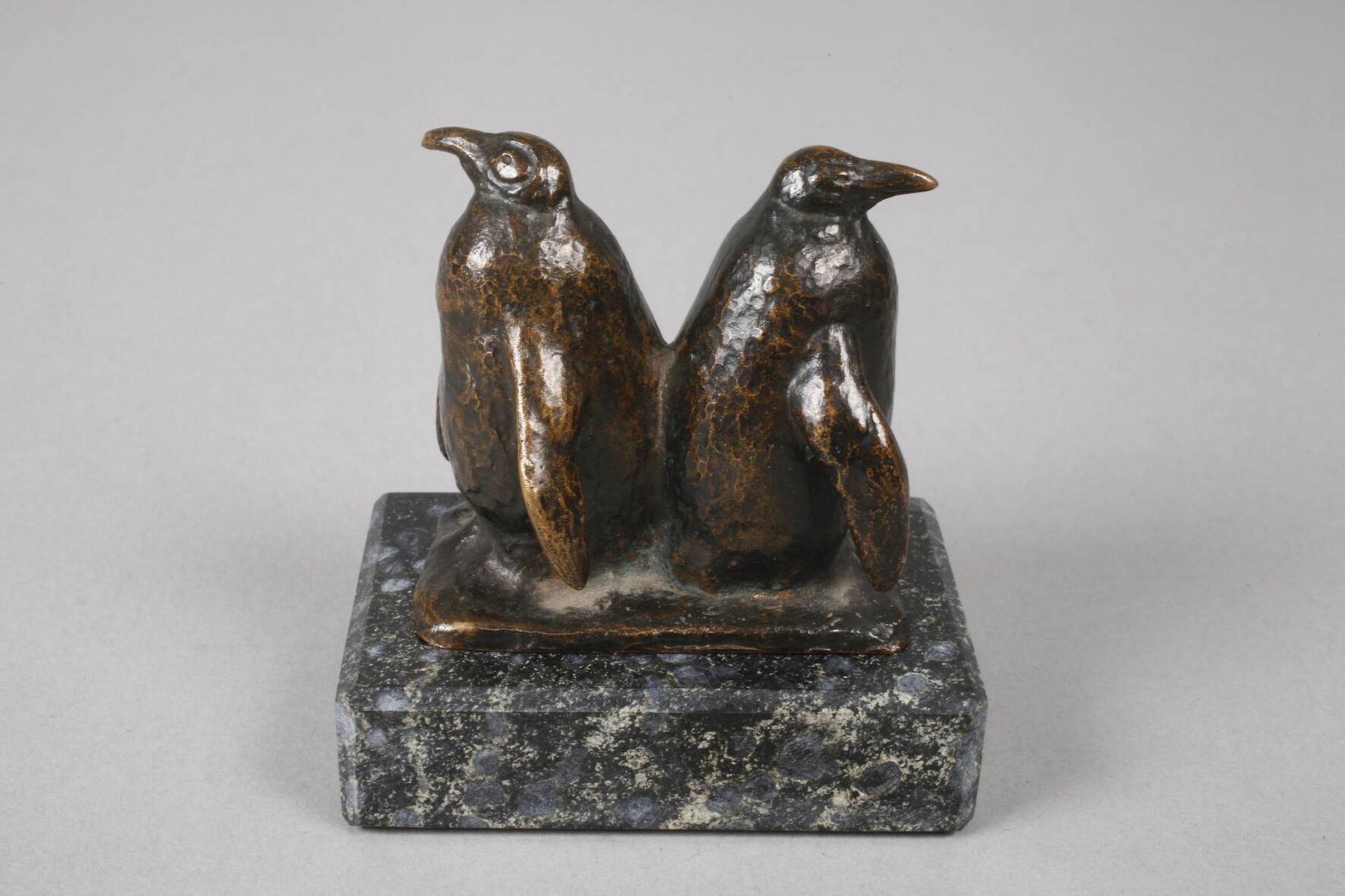 August Gaul, Zwei Pinguine - Image 2 of 4