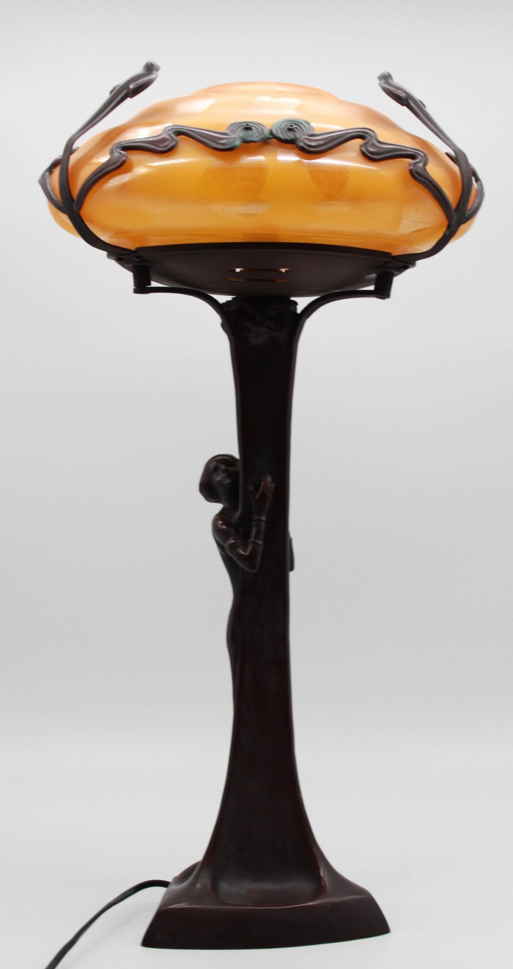 Table lamp in Art Nouveau style. Bronze, 58 cm high. - Image 9 of 15