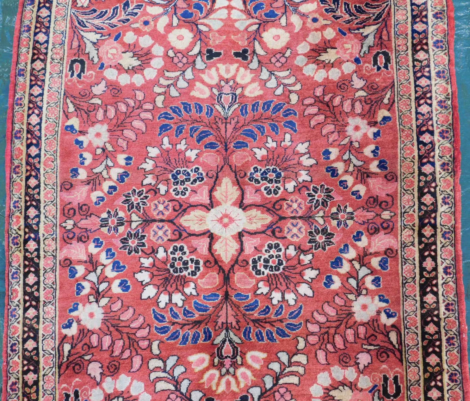Mohajaran Saruk Persian carpet. Iran, about 80 - 110 years old. - Image 2 of 6
