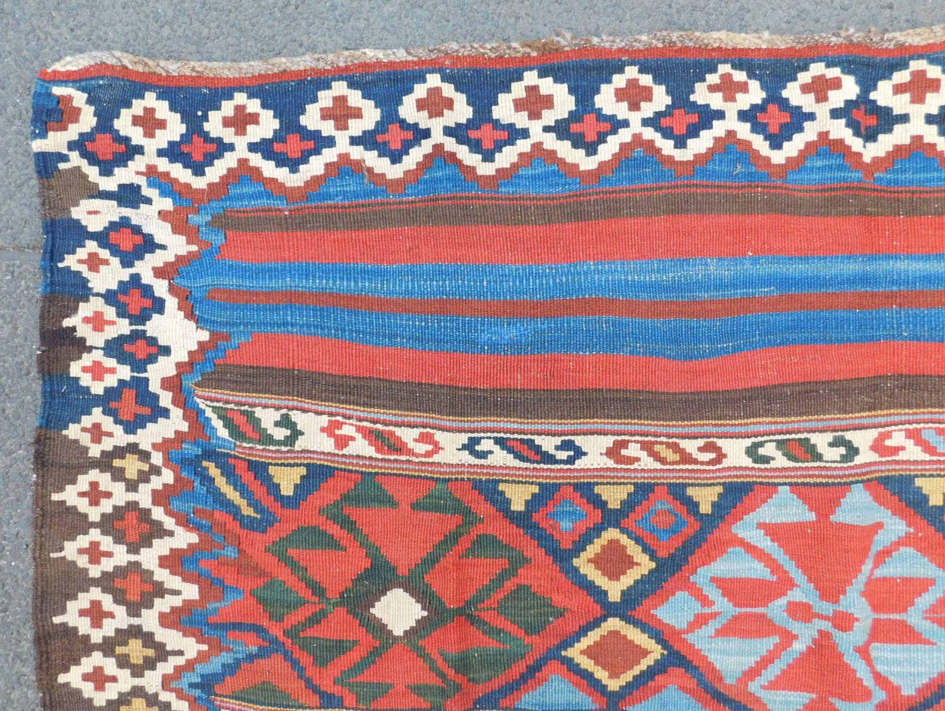 Shah- Savan Stripe Kilim. Caucasus. Antique, approx. 120 - 160 Jahre alt. - Image 2 of 12