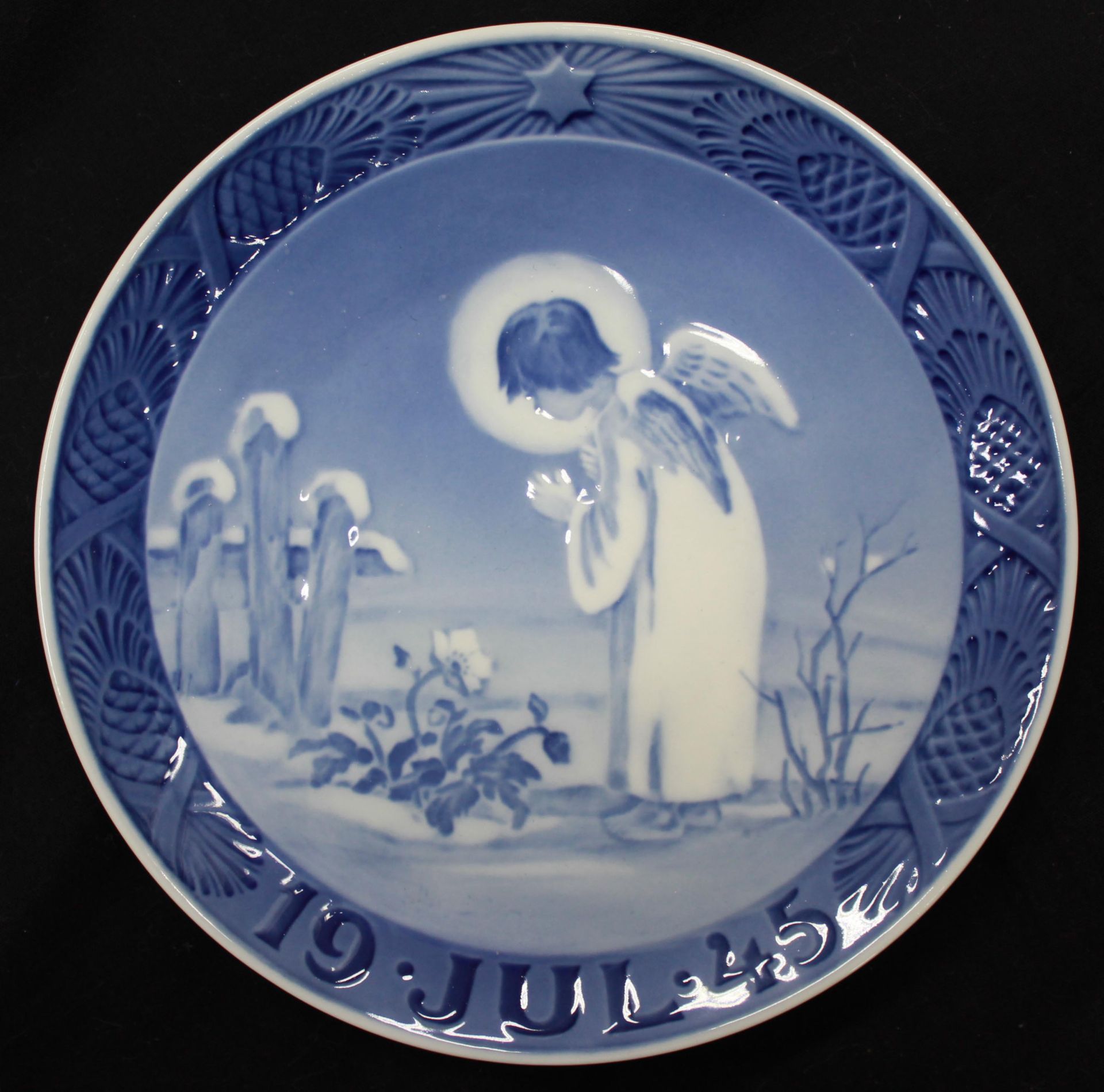 94 Christmas plates - Royal Copenhagen. Complete series from 1910-2004. - Image 4 of 28