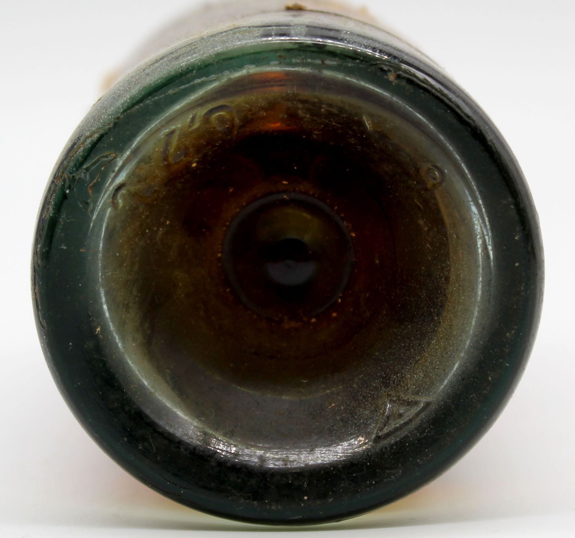 Brandy Brommer, bottle of pre-war glass, mouth-blown, 0.7 l. - Image 9 of 11