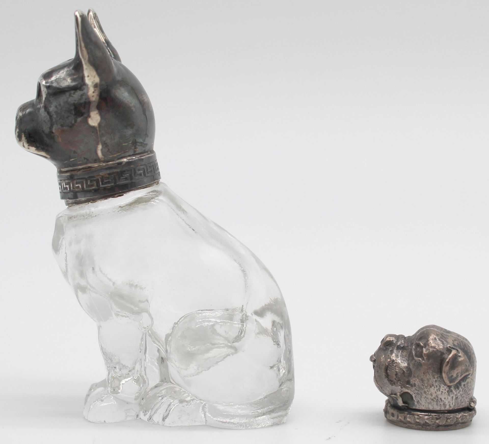 7 figures pug? Partly with silver. Also salt shaker, pillbox. - Image 3 of 23