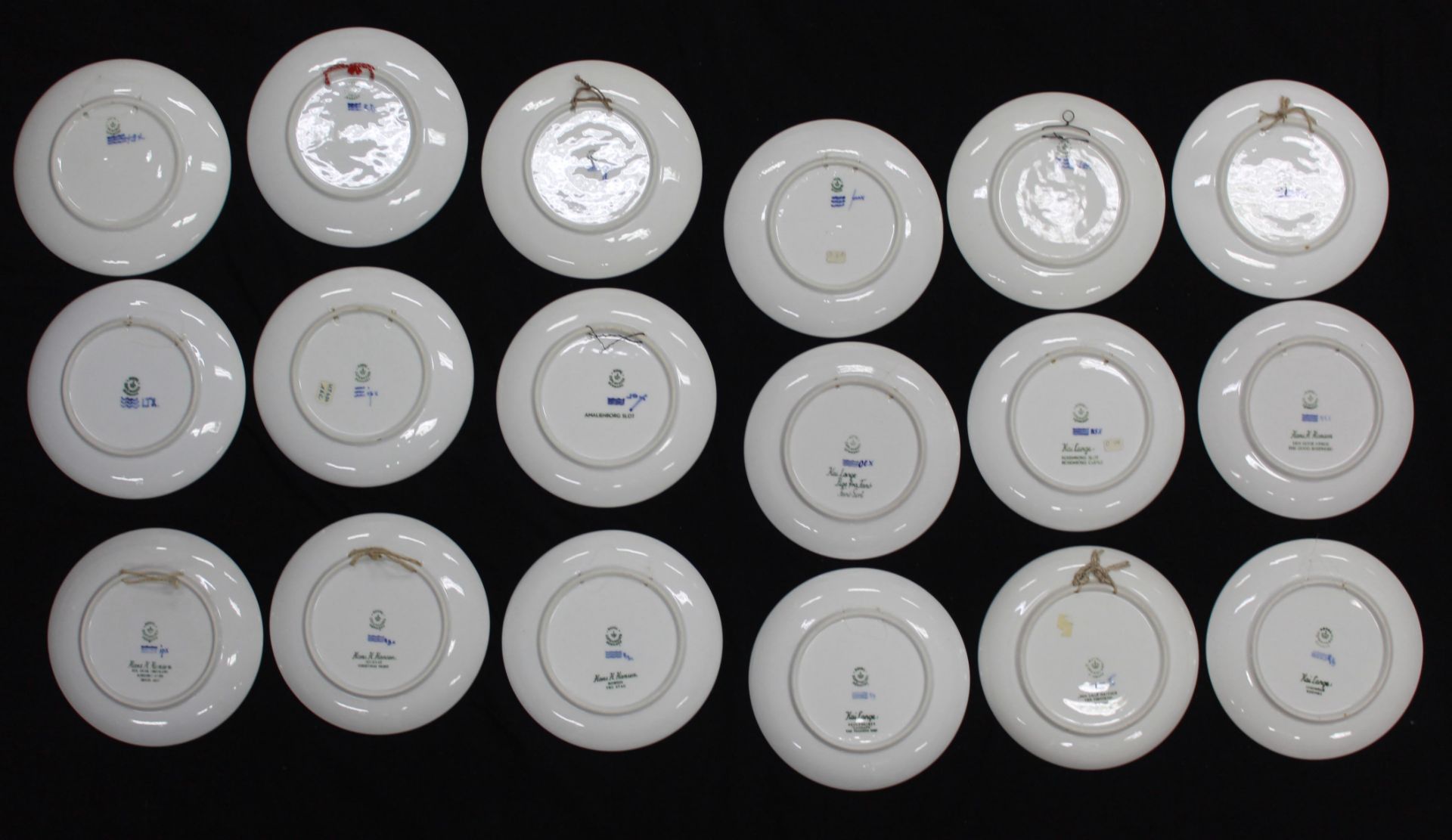 94 Christmas plates - Royal Copenhagen. Complete series from 1910-2004. - Image 28 of 28