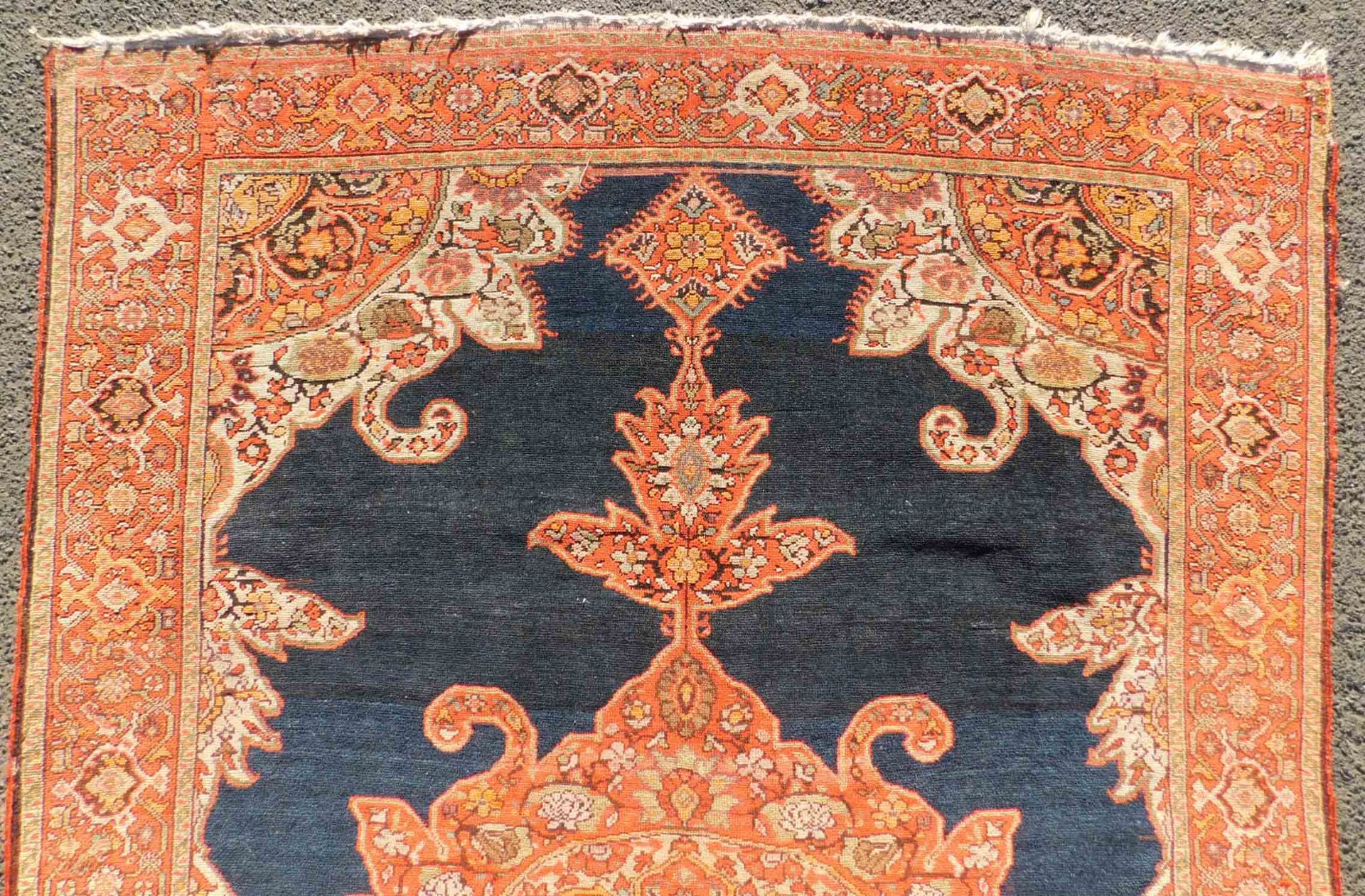 Malayer Persian carpet. Iran. Antique, around 120-150 years old. - Image 4 of 6