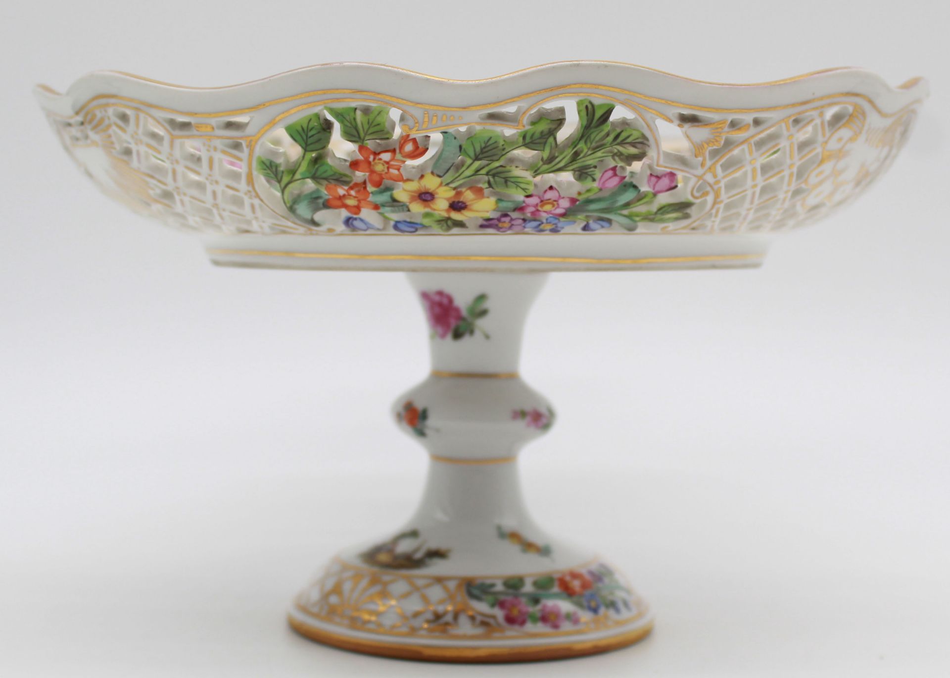 Meissen breakthrough bowl. Watteau painting. Knaufzeit 1815 - 1924. - Image 10 of 15