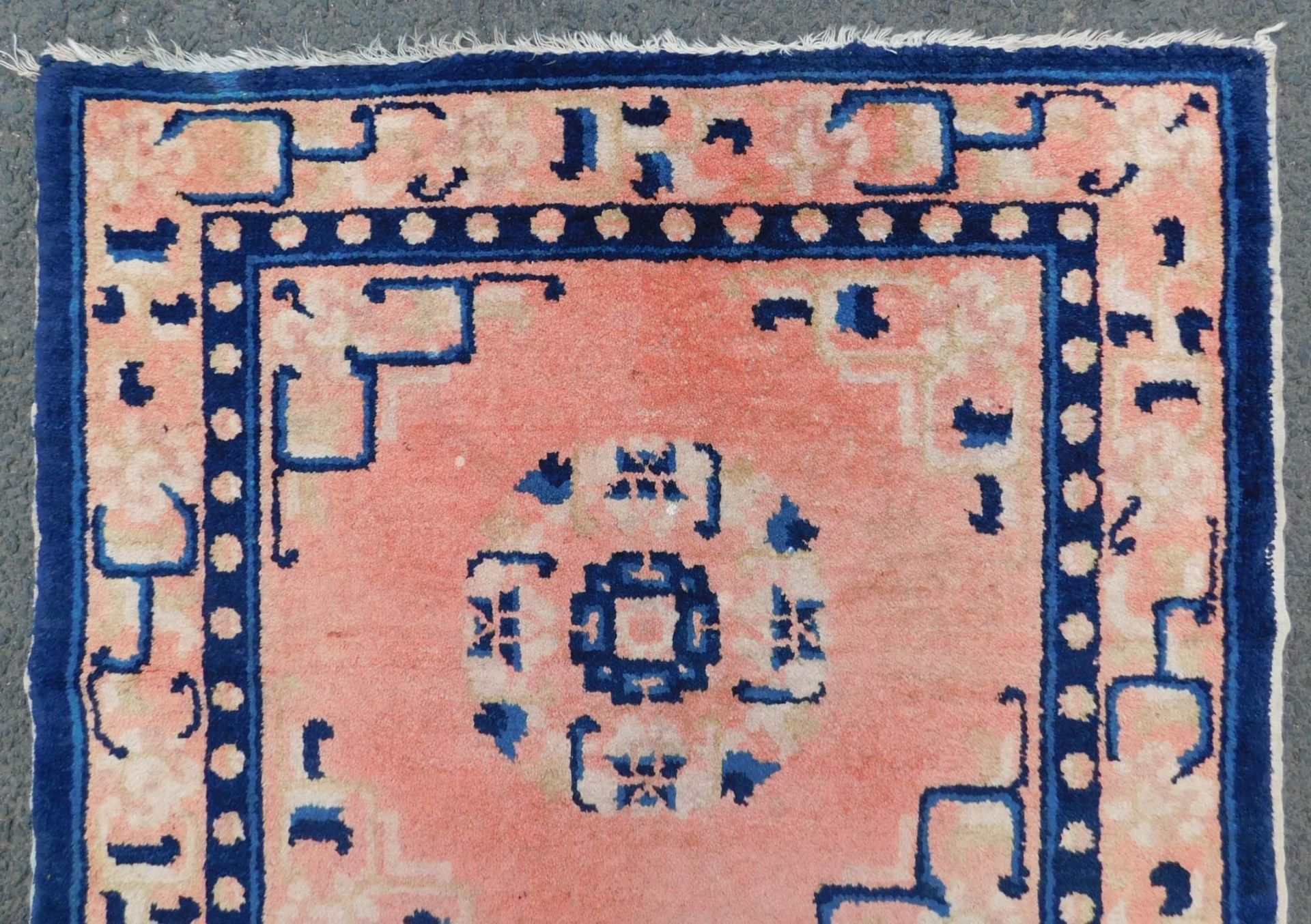 Baotou, Paotou Seat carpet. Antique, around 100 - 150 years old. - Image 3 of 4