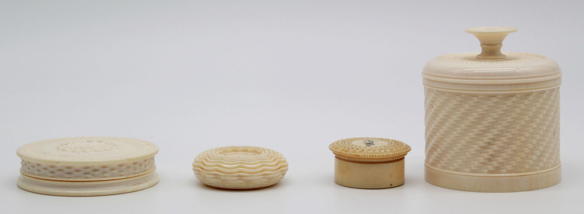 4 tins, probably ivory, 19th century. - Image 3 of 9