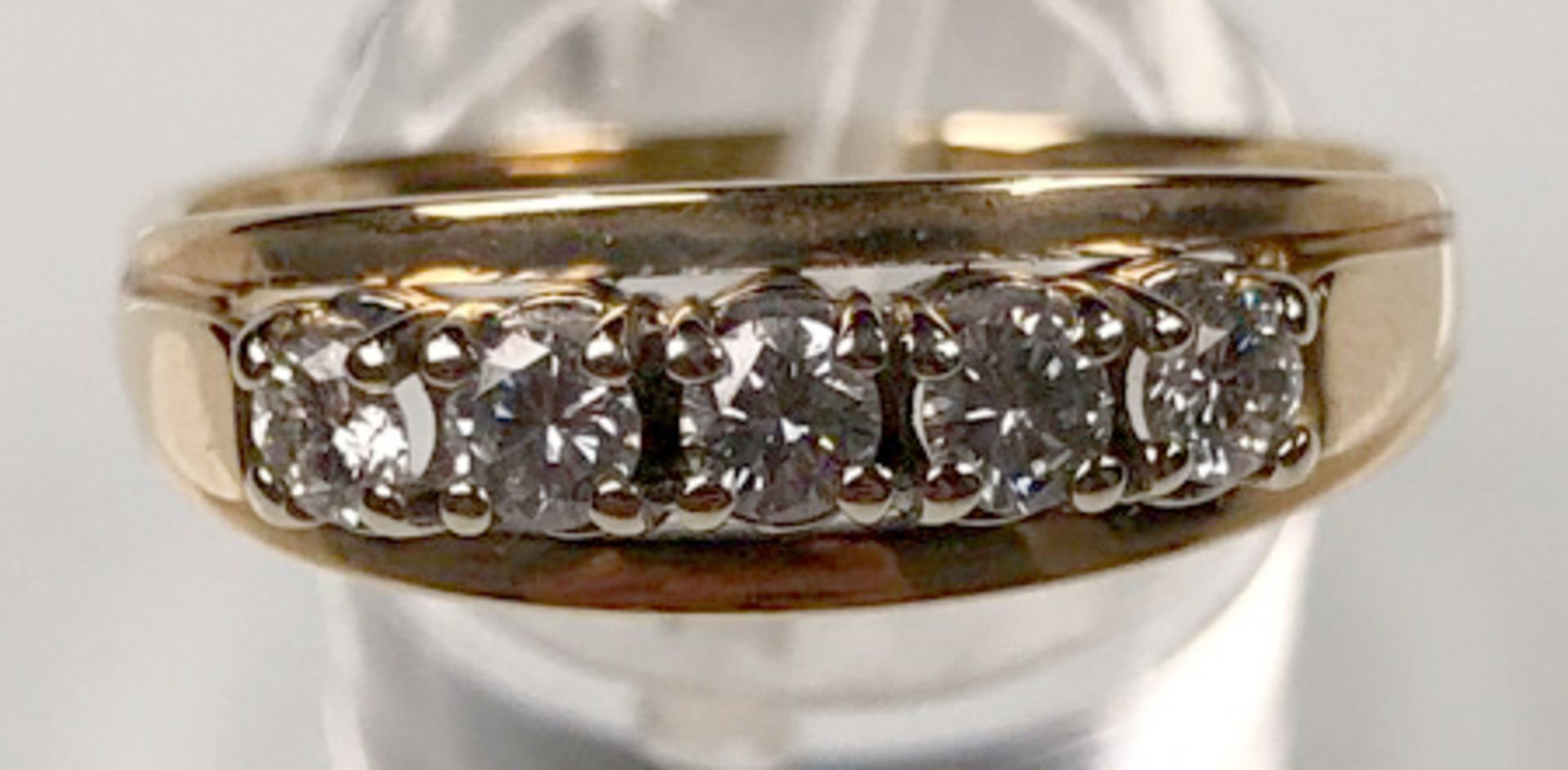 Ring 585 gold. 5 brilliant cut diamonds. About 0.5 carat together. - Image 3 of 10