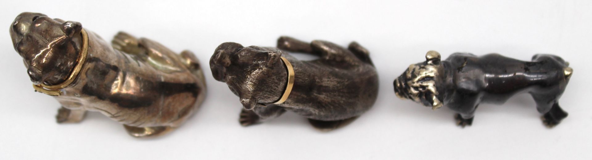 7 figures pug? Partly with silver. Also salt shaker, pillbox. - Image 20 of 23