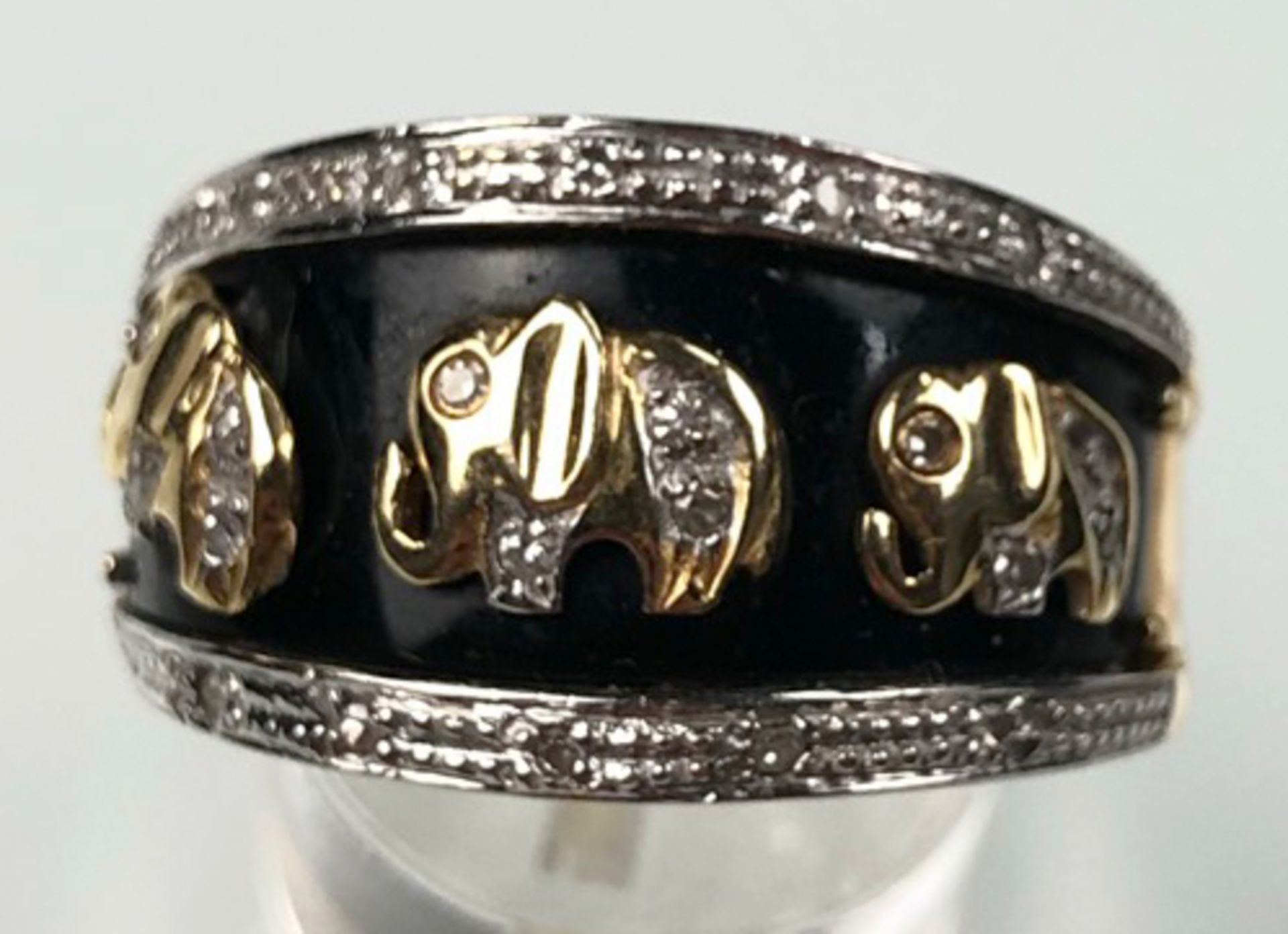 Ring 585 gold. Elephants with diamonds. 7.9 grams. - Image 8 of 12