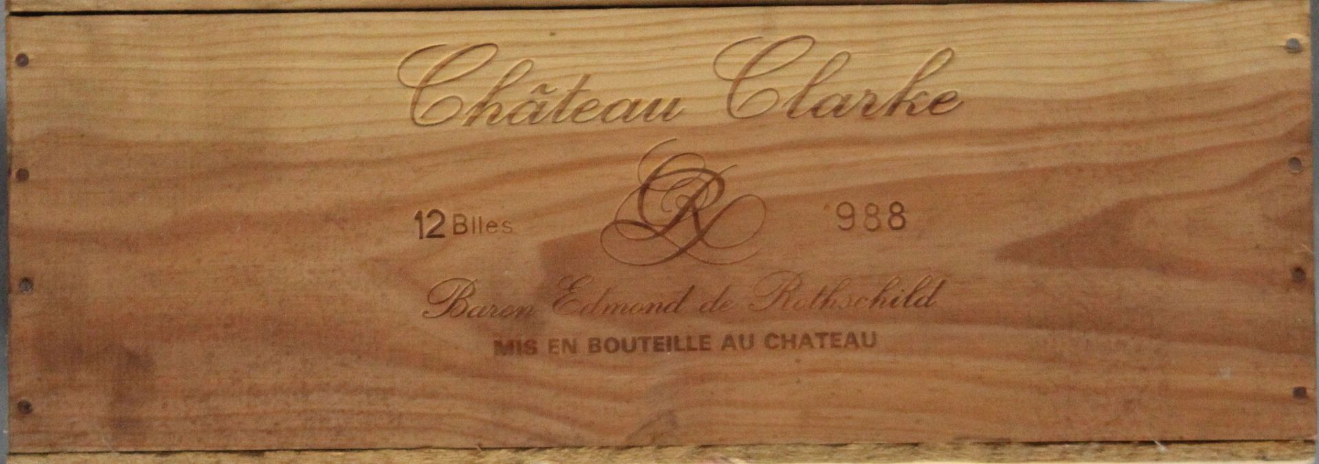 1988 Chateau Clarke, Listrac-Medoc, France. One box, 12 whole bottles. - Bild 4 aus 7