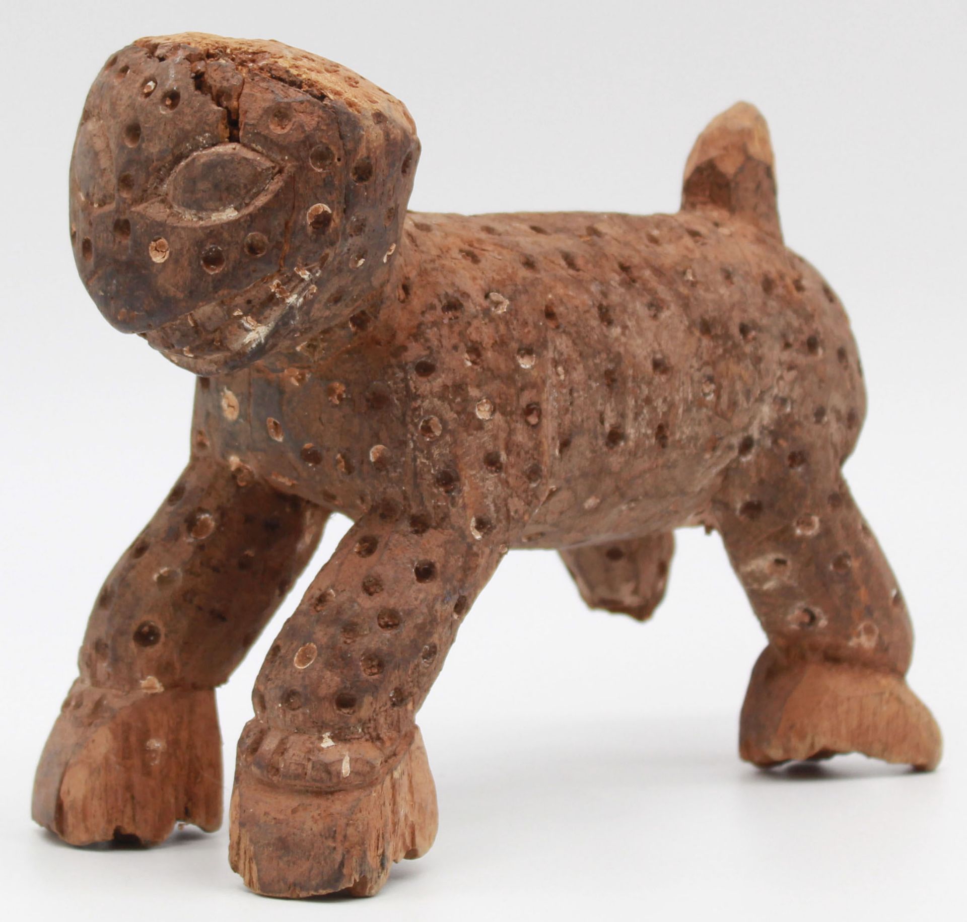 Animal figure. Leopard? Probably West Africa. 20 cm long.