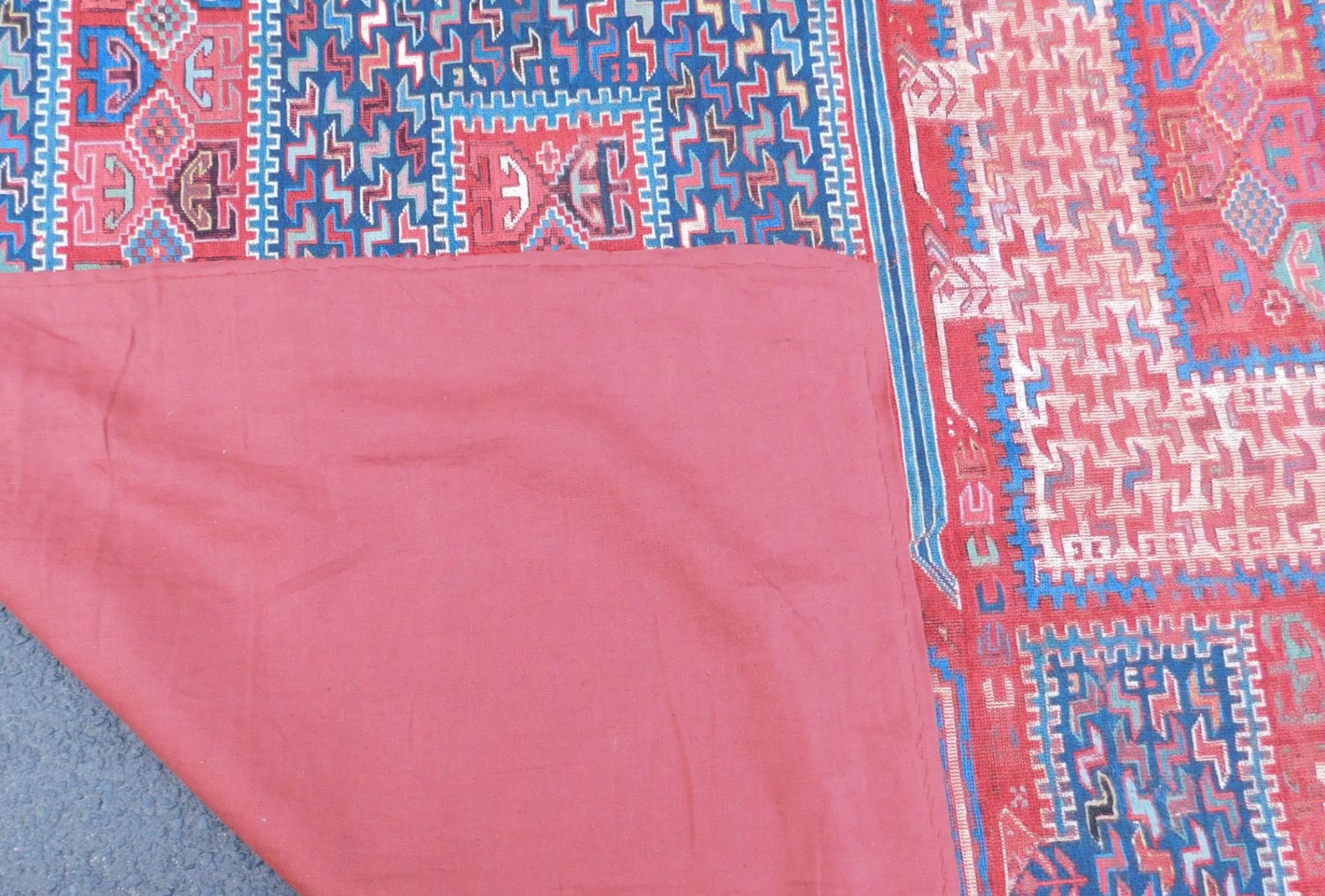Sileh dragon carpet. Antique, around 150 - 200 years old. - Image 4 of 11