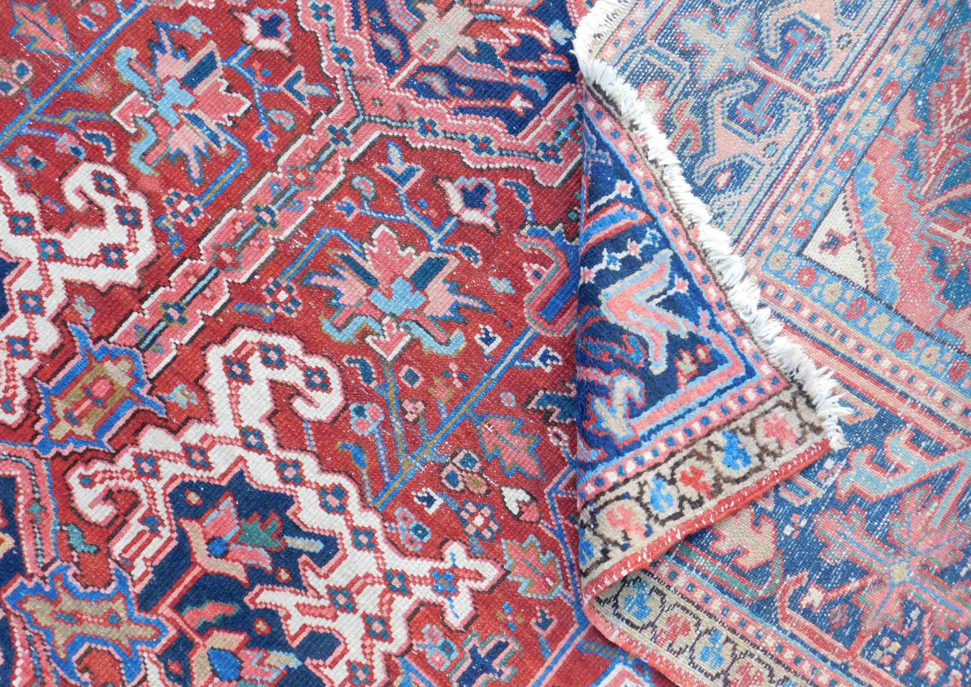 Heriz Persian carpet. Iran. Around 90 years old. - Image 2 of 8