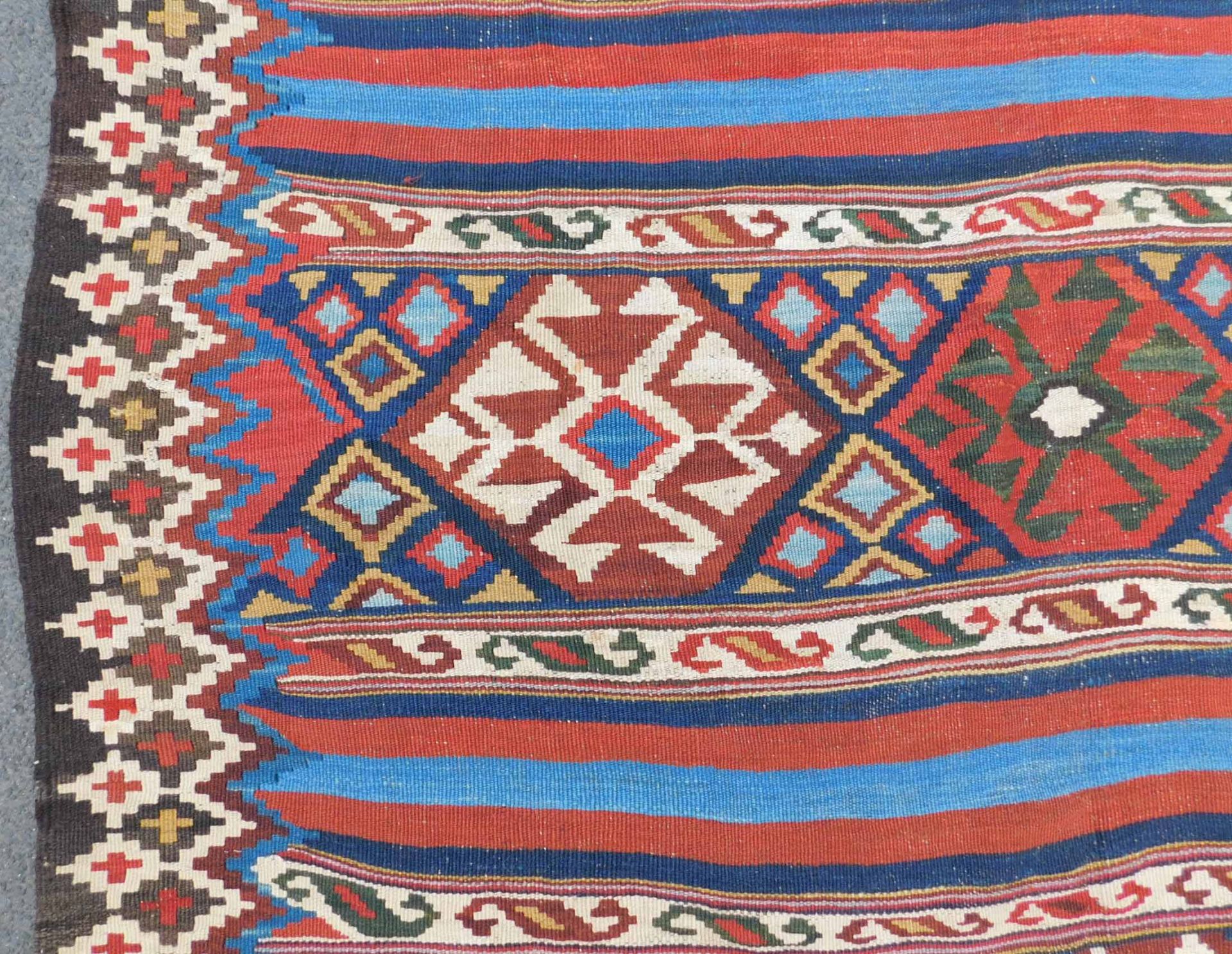 Shah- Savan Stripe Kilim. Caucasus. Antique, approx. 120 - 160 Jahre alt. - Image 7 of 12