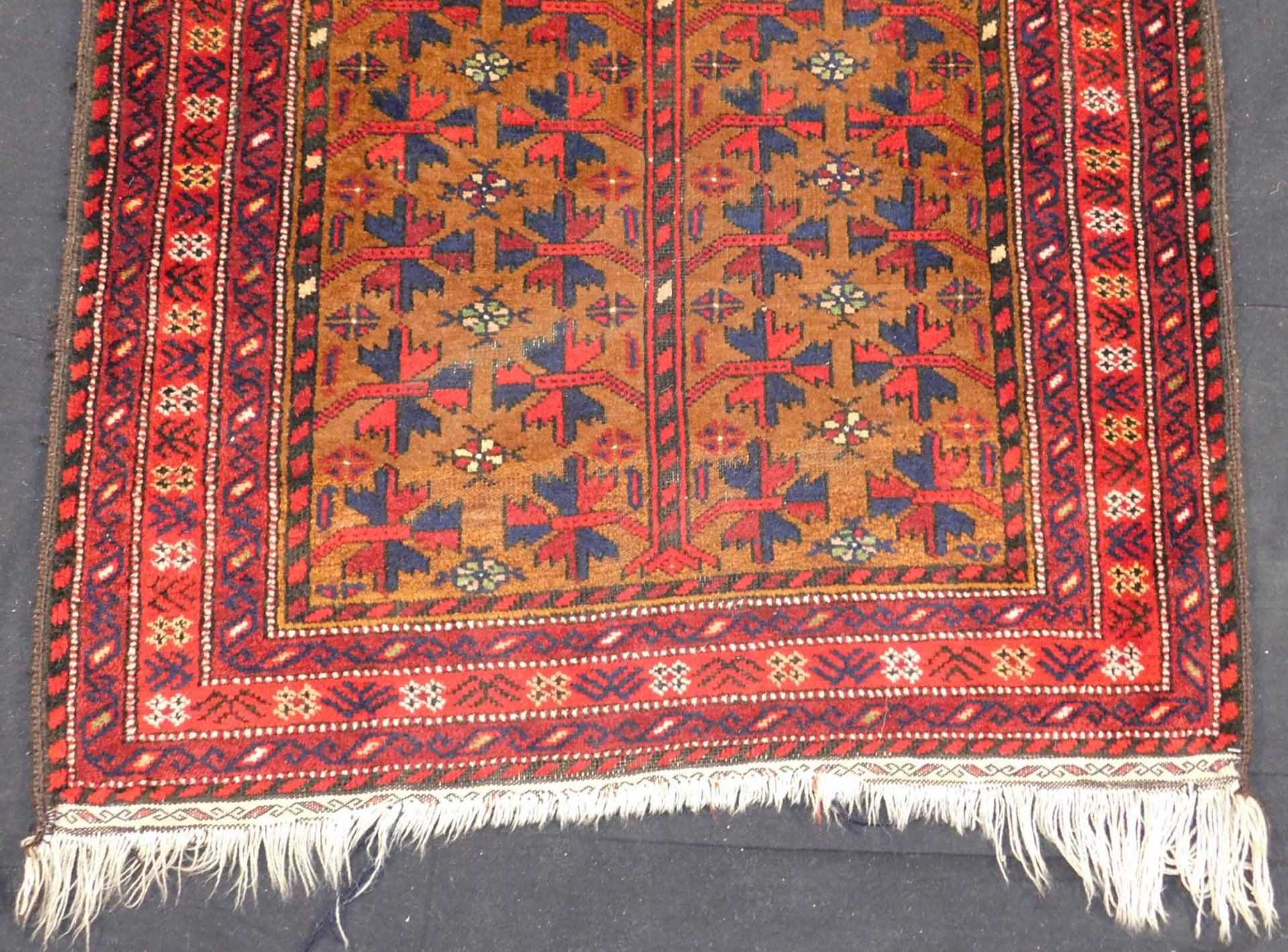 Baluchi prayer rug. Around 60 - 90 years old. - Image 2 of 5
