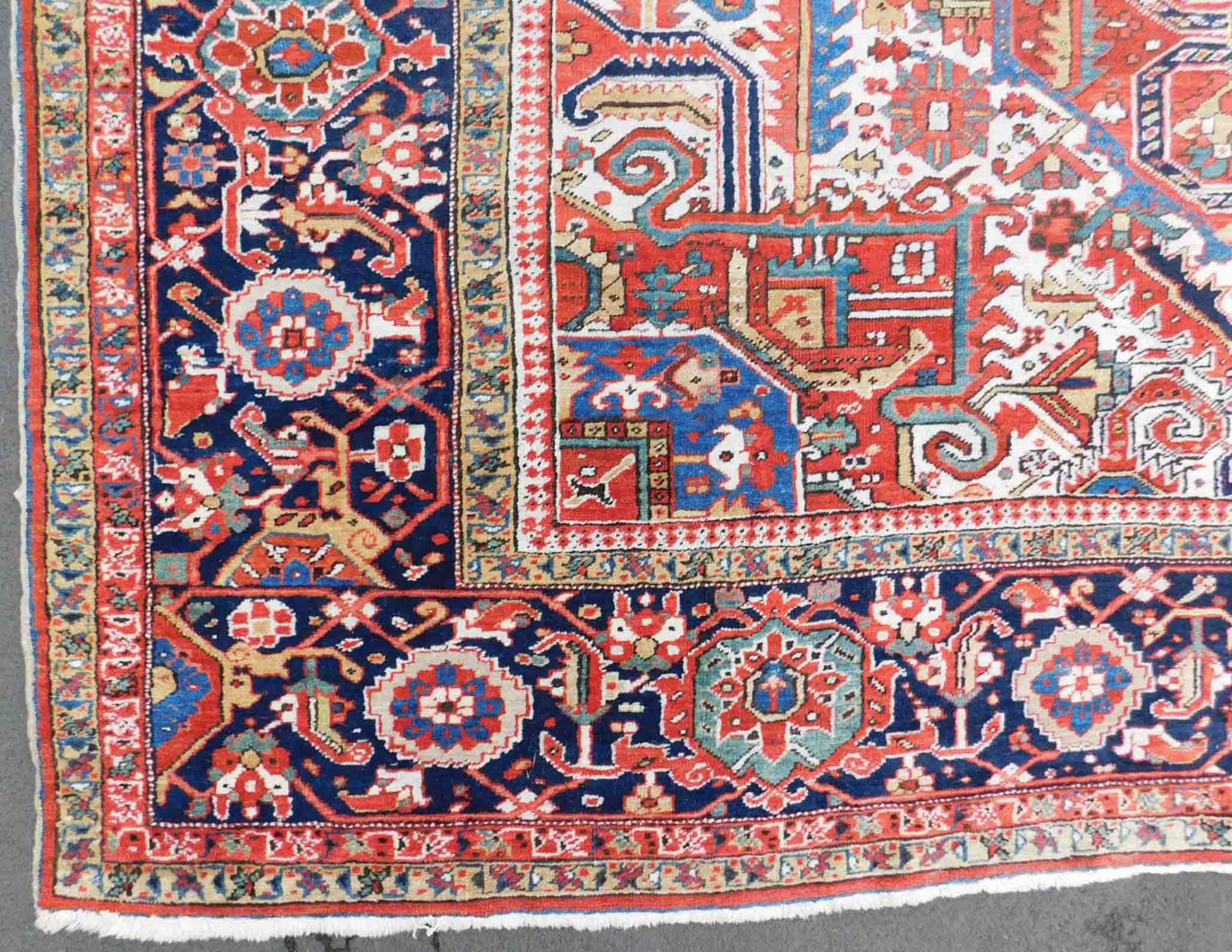 Heriz Persian carpet. Iran. Around 80 - 120 years old. - Bild 8 aus 15
