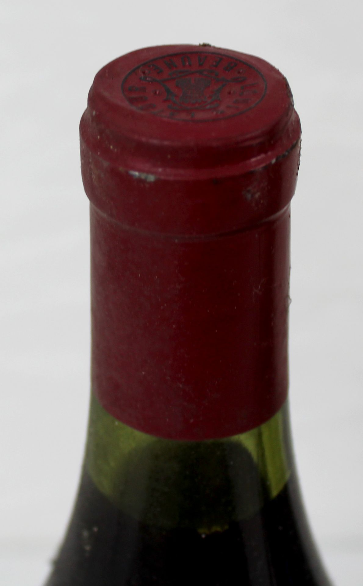 1982 Savigny les Beaune AC. Louis Latour. 12 whole bottles of 75 cl. - Image 2 of 15