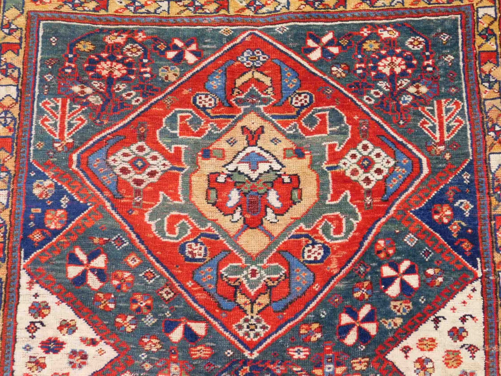 Qashqai Persian carpet. Iran. Antique, around 120-160 years old. - Bild 7 aus 9