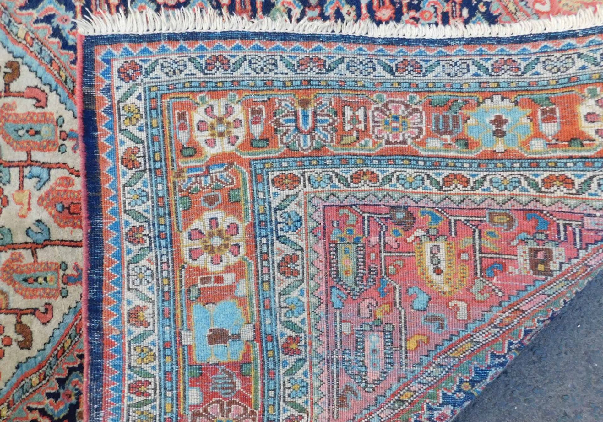 Saruk Jozan Persian carpet. Iran. Antique, around 100-130 years old. - Image 5 of 6