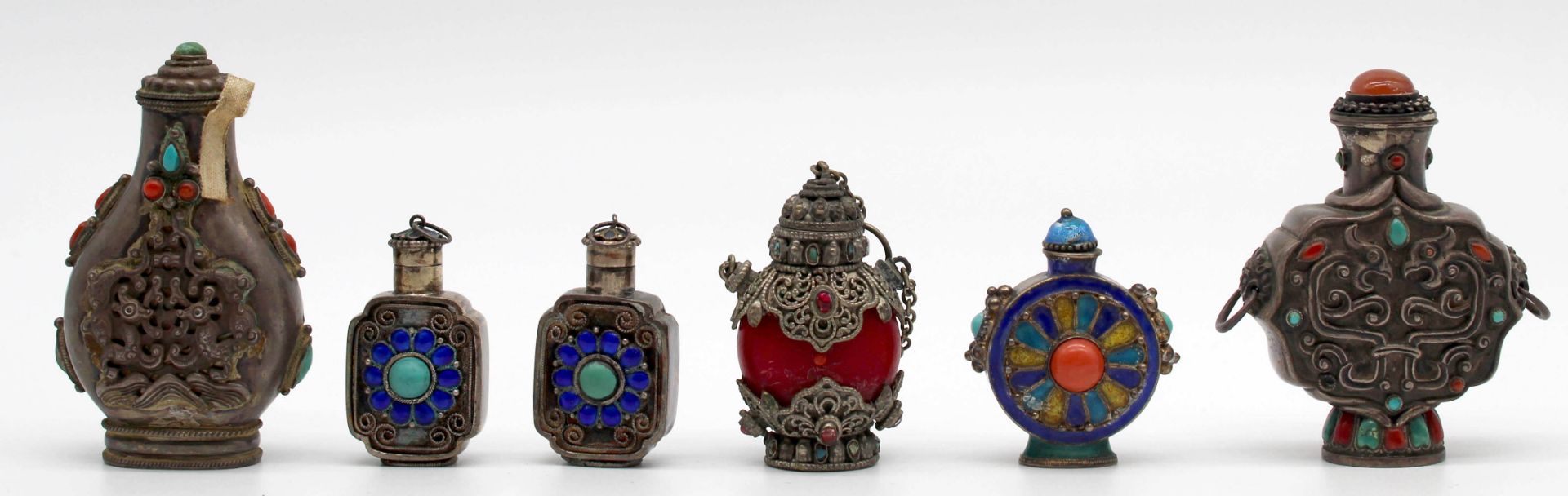 6 Snuff Bottles. Probably China / Tibet old. - Bild 5 aus 10