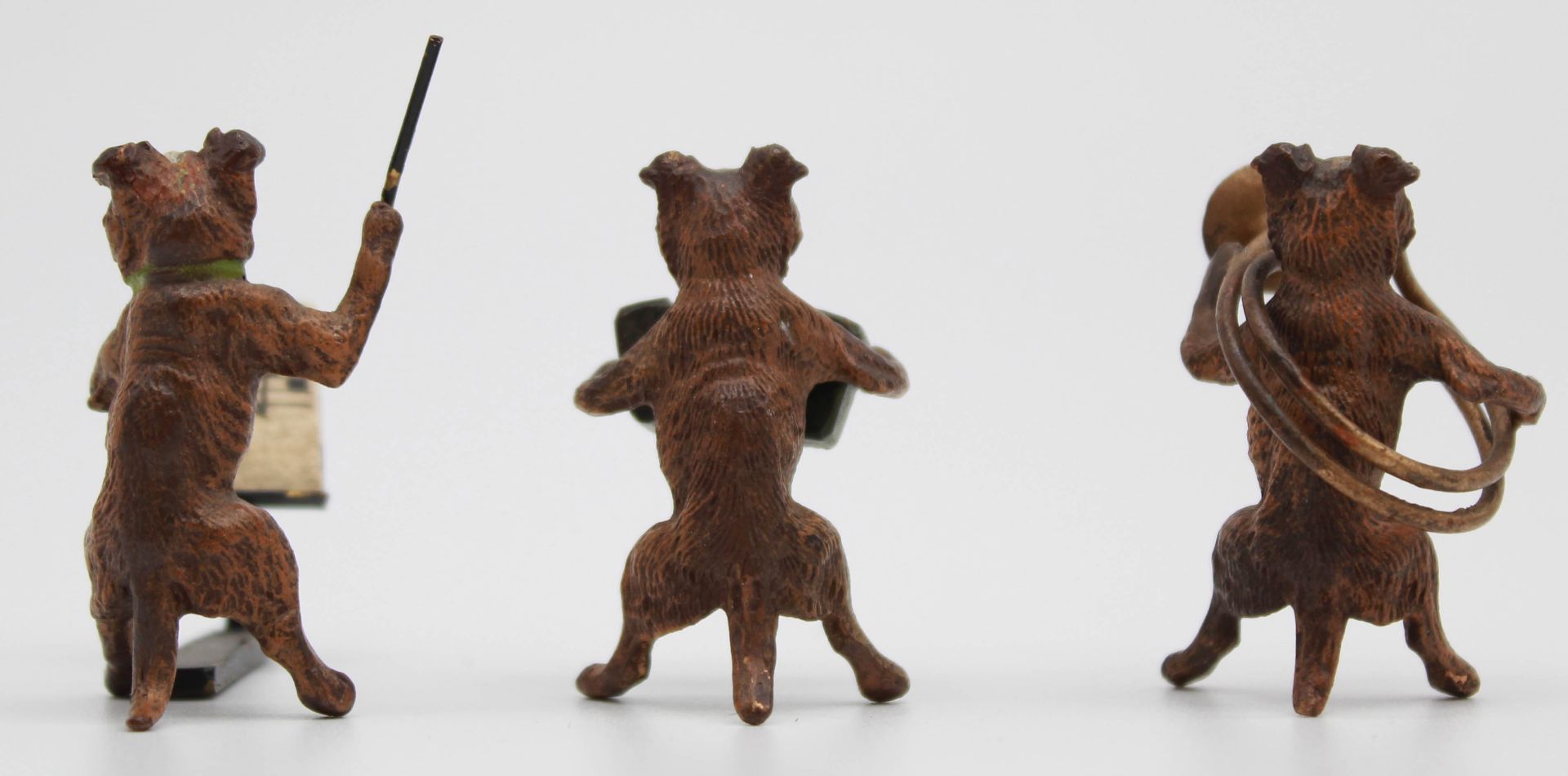 Dog band. 10 small bronzes. Cold painted. Vienna? Up to 4.5 cm high. - Image 18 of 22