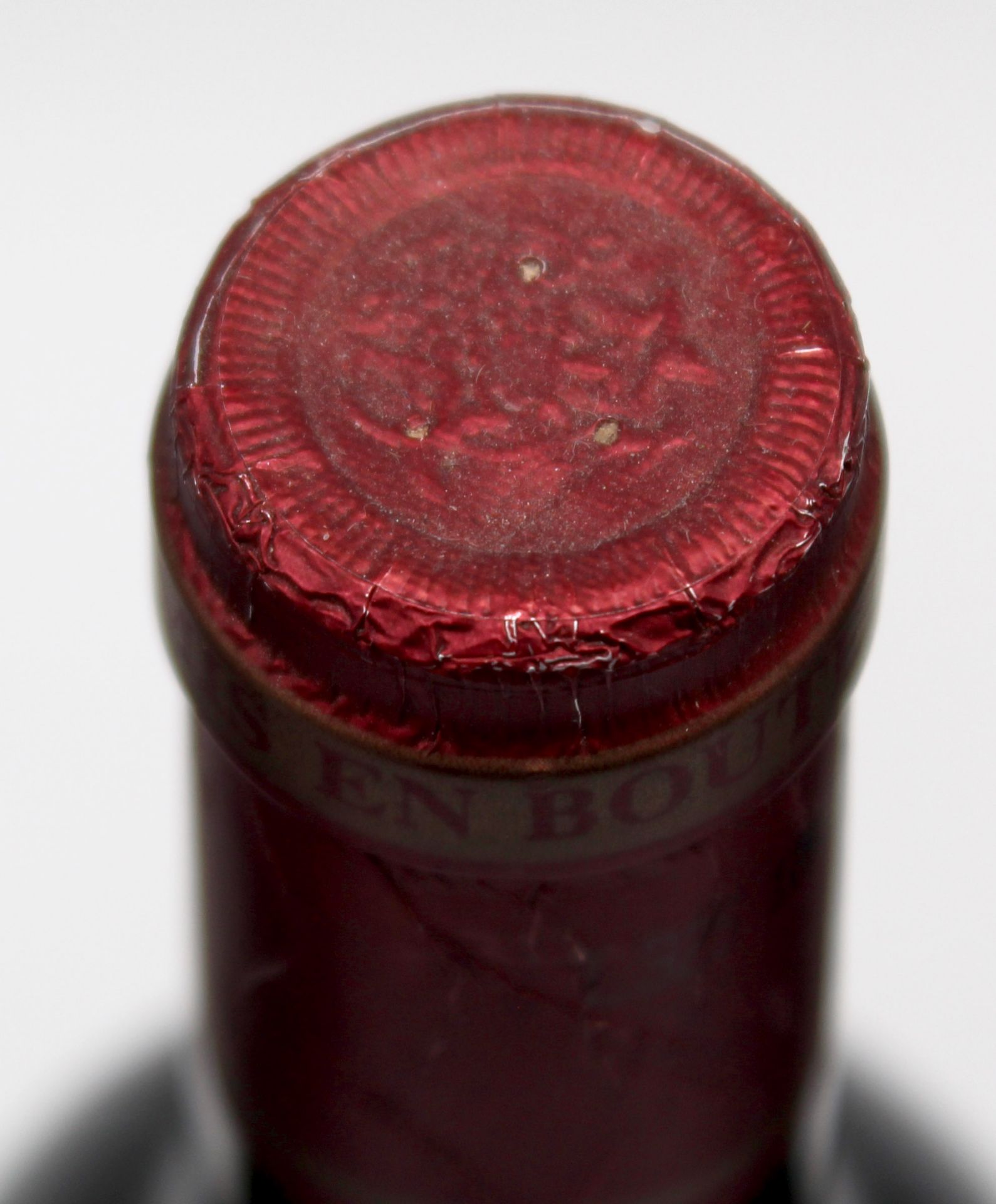 6 whole bottles of Bordeaux red wine, France. - Bild 4 aus 20