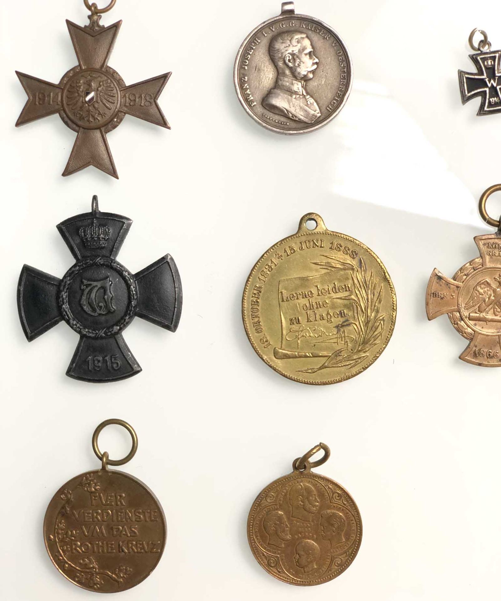 Orders, medals. Also miniature badges. - Bild 2 aus 9
