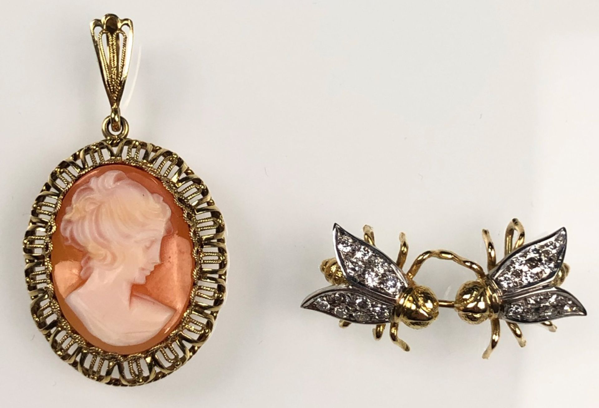 2 pendants. Bees with diamonds. Gem, portrait of a Lady. - Image 6 of 13