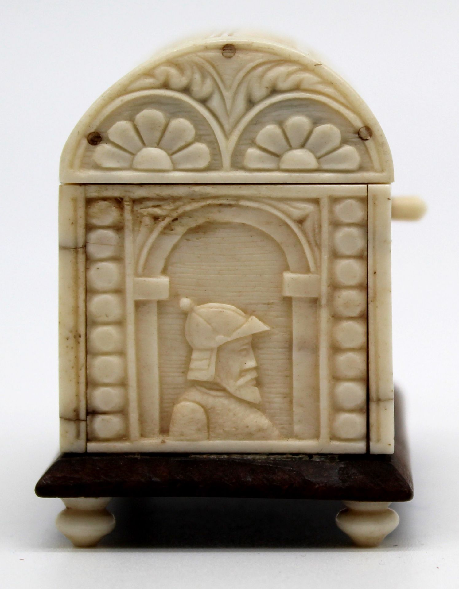 Miniature model sarcophagus. Ivory around 1900. Probably Erbach. - Bild 4 aus 7