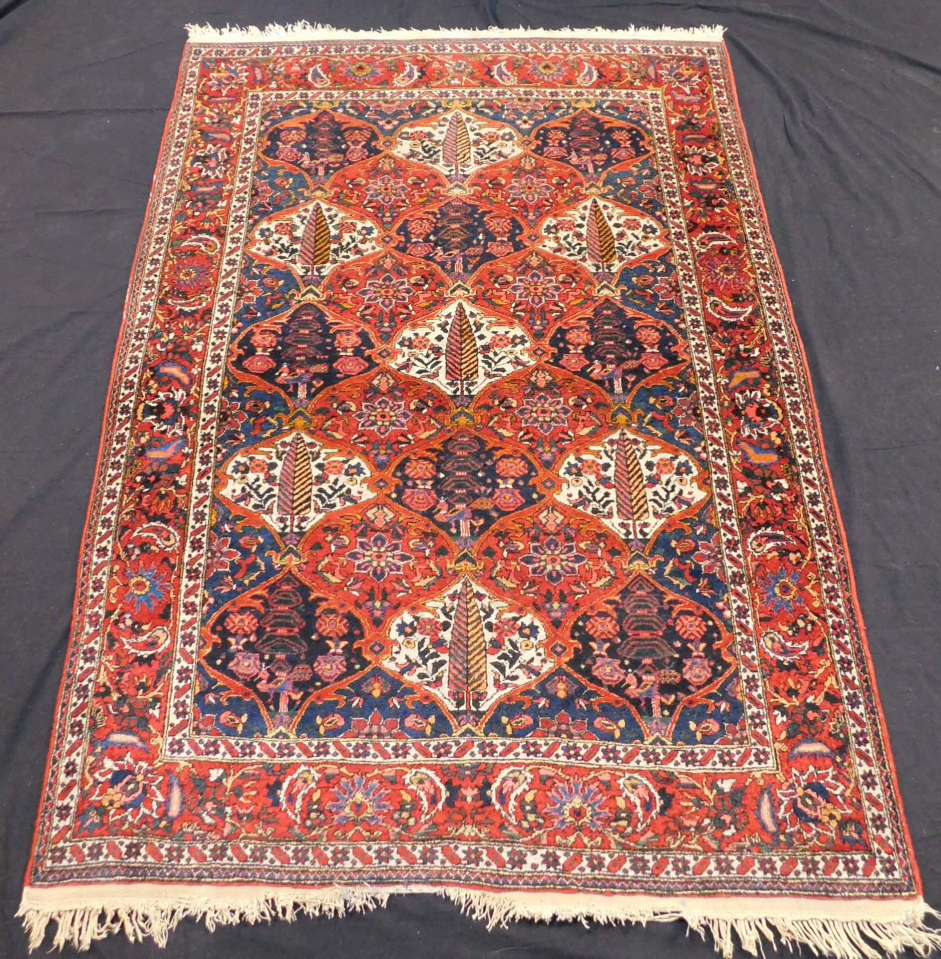 Bakhtiar Persian carpet. Field carpet. Iran. Around 80 - 100 years old.