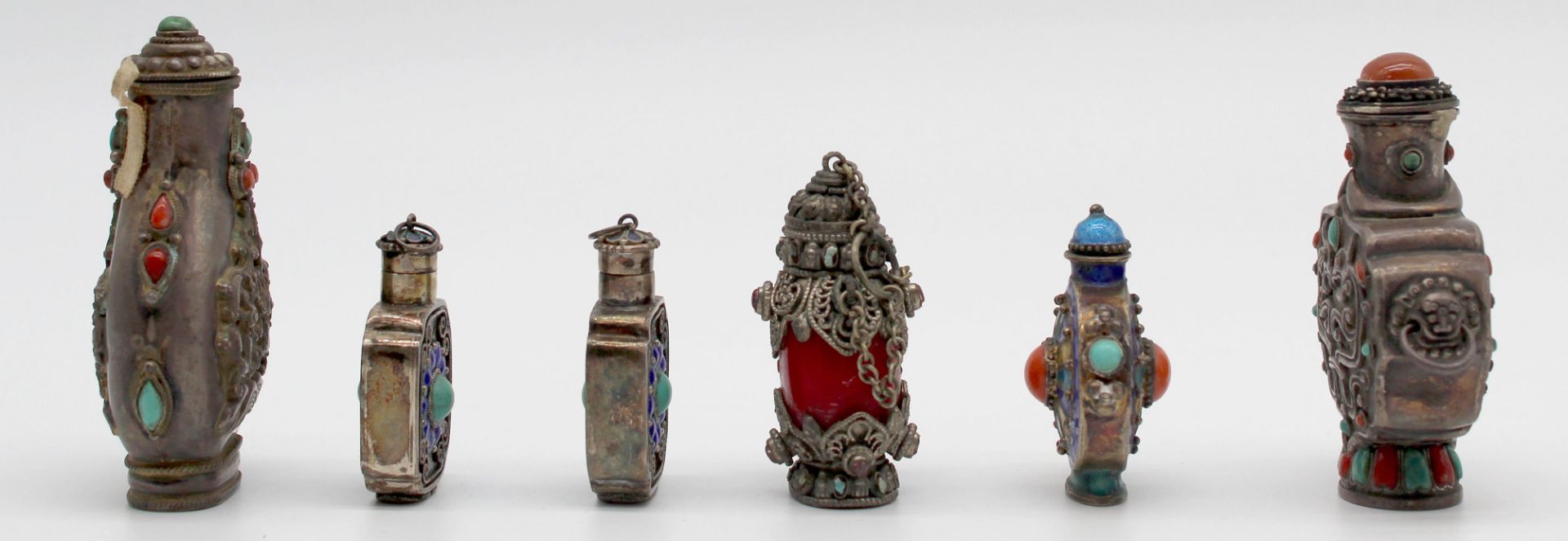 6 Snuff Bottles. Probably China / Tibet old. - Bild 6 aus 10