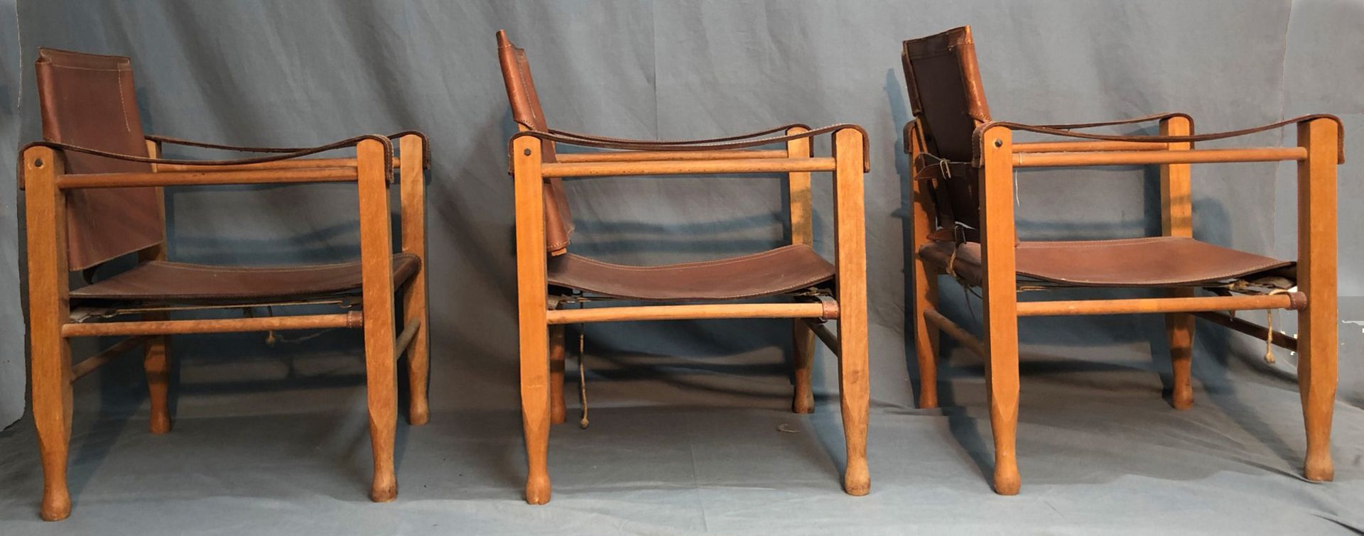 3 Safari Chair. Leder und Holz. Wohl Design von Wilhelm KIENZLE (1886-1958). - Image 8 of 13