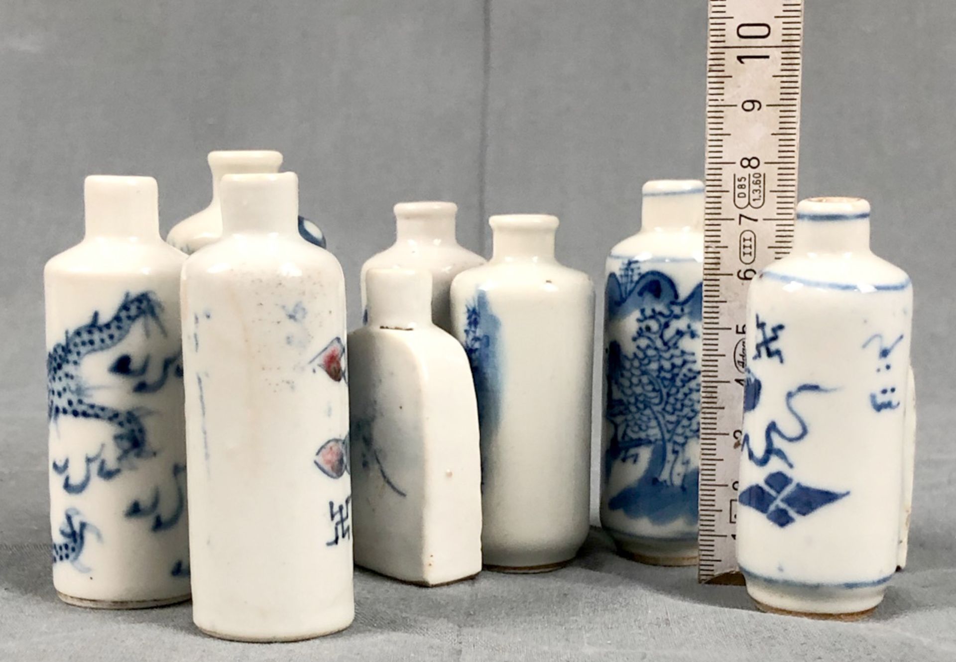 9 porcelain snuff bottles, probably China, old Qing. - Image 13 of 21