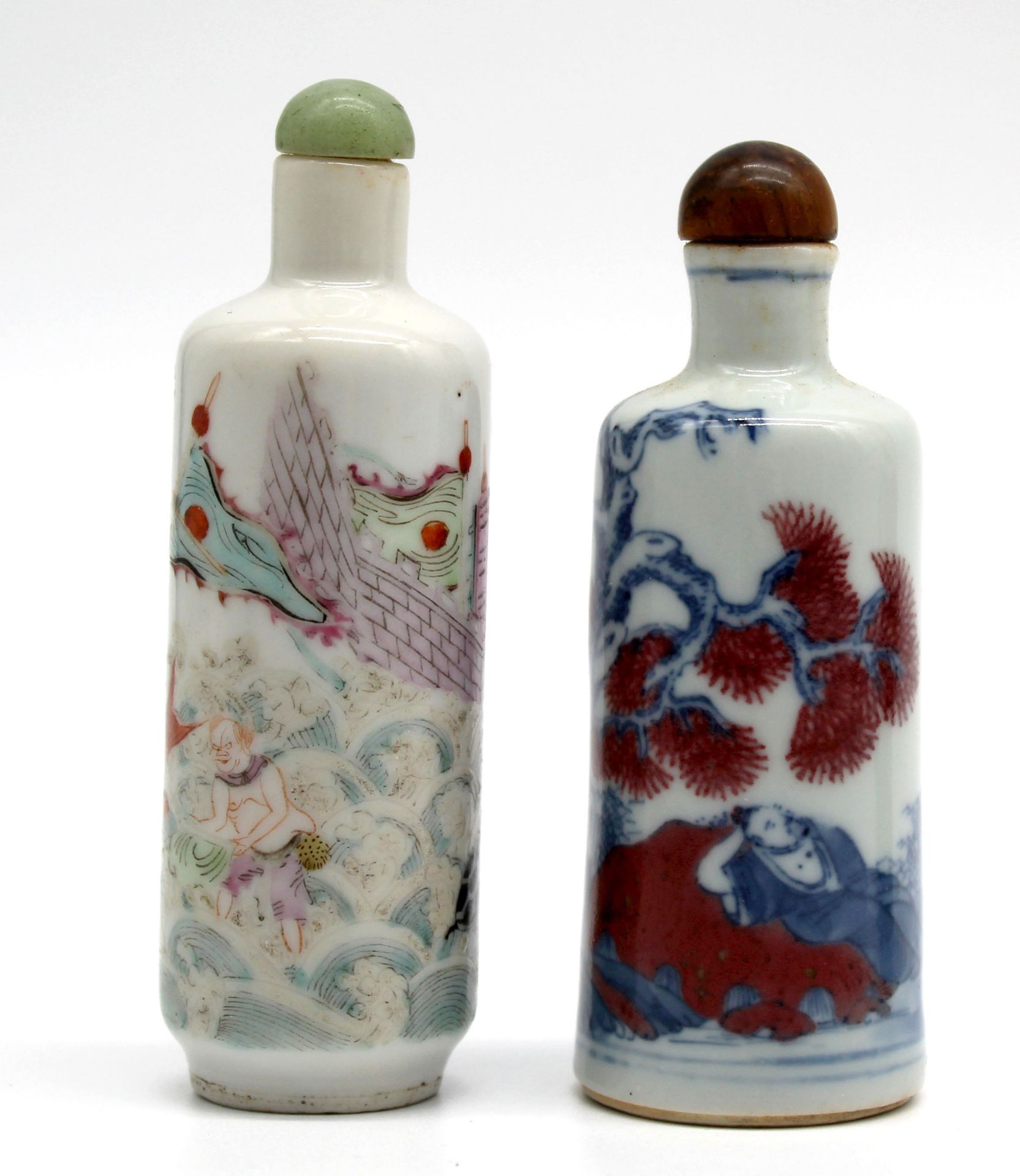 10 porcelain snuff bottles / dispeners. Probably China old. - Image 23 of 31