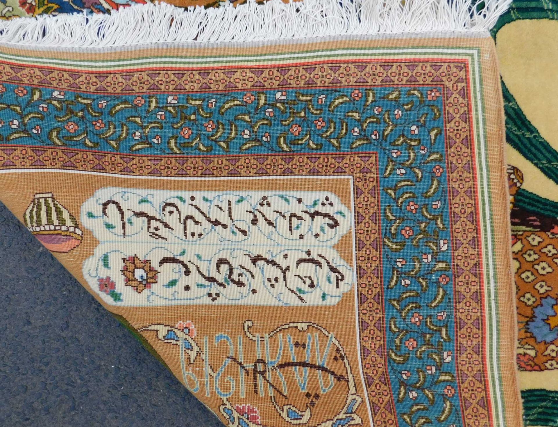 Tabriz Persian carpet. Pictorial rug. Iran. Very fine weave. - Bild 10 aus 10