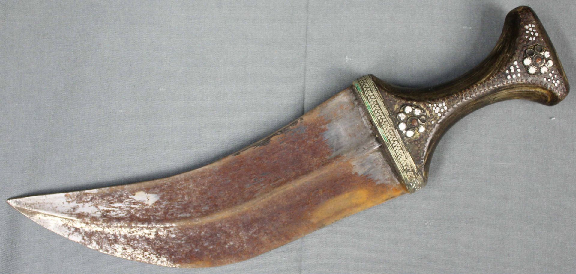 Jambia curved dagger. Arabia. Antique, around 150-250 years old. - Bild 4 aus 14