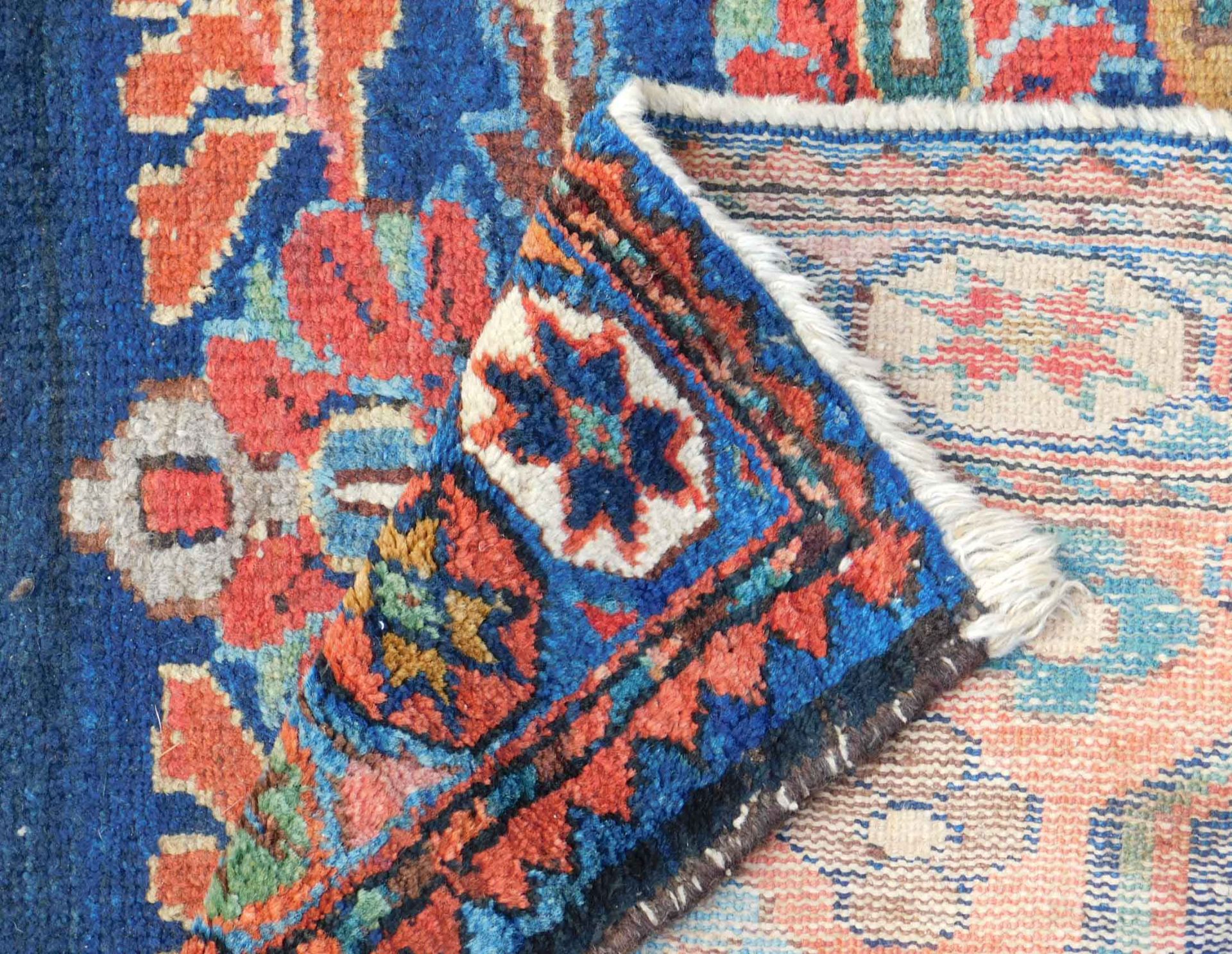 Karagöz Persian rug. Iran. Around 80 - 100 years old. - Image 2 of 8