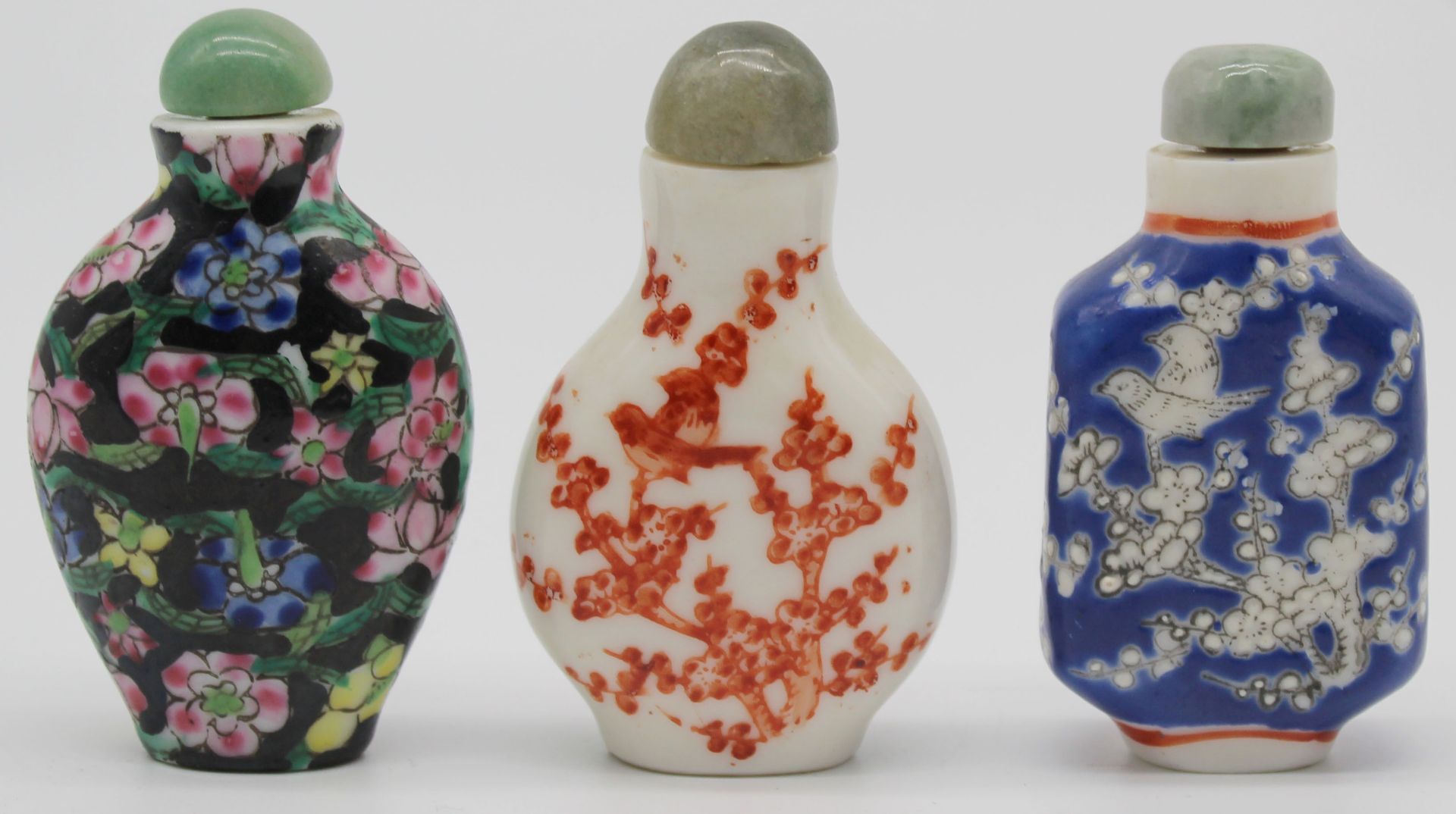 4 snuff bottles. Up to 71 mm high. And textile silk 48 cm x 28 cm Tatsumura. - Bild 12 aus 14