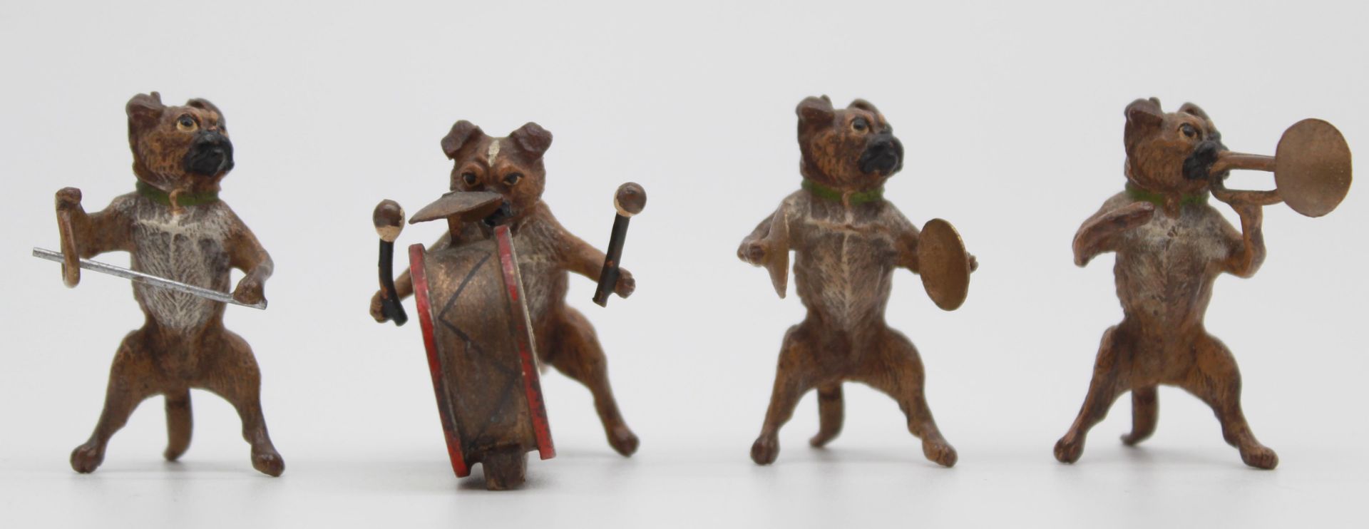 Dog band. 10 small bronzes. Cold painted. Vienna? Up to 4.5 cm high. - Image 7 of 22