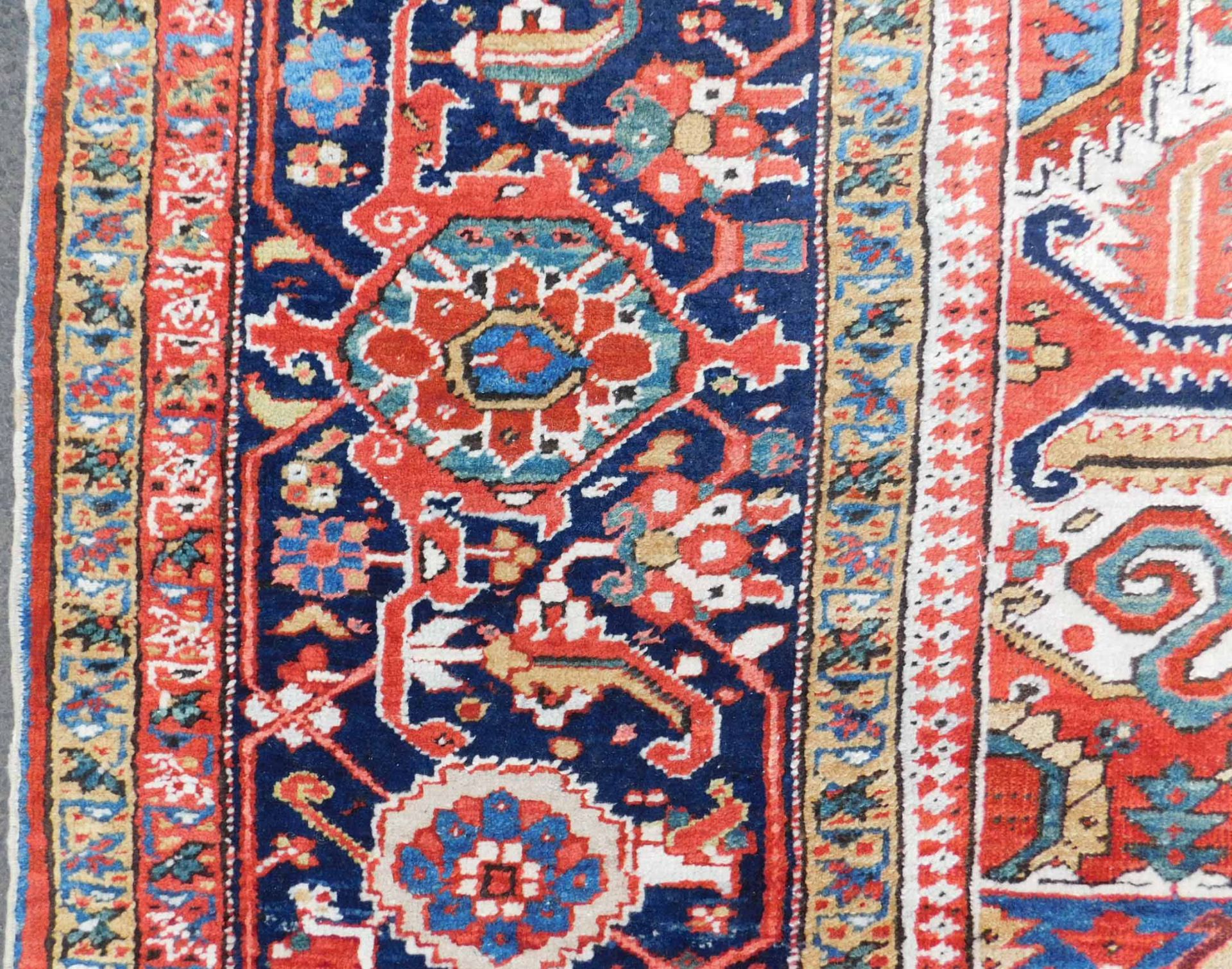 Heriz Persian carpet. Iran. Around 80 - 120 years old. - Bild 6 aus 15