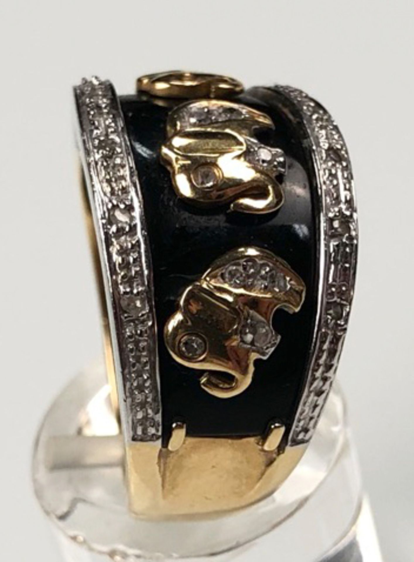 Ring 585 gold. Elephants with diamonds. 7.9 grams. - Image 5 of 12