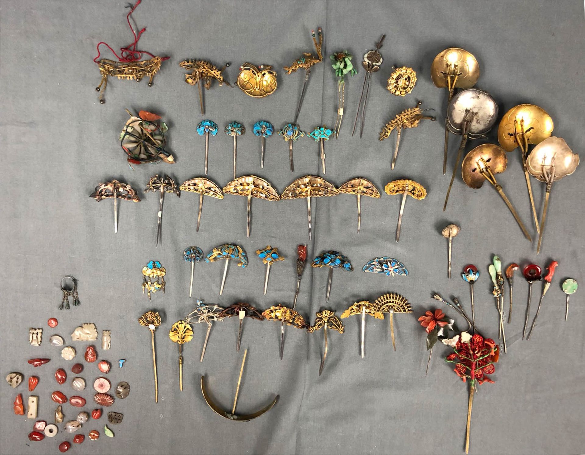 Collection of jewelry, needles, clasps. China proably old. - Image 6 of 23