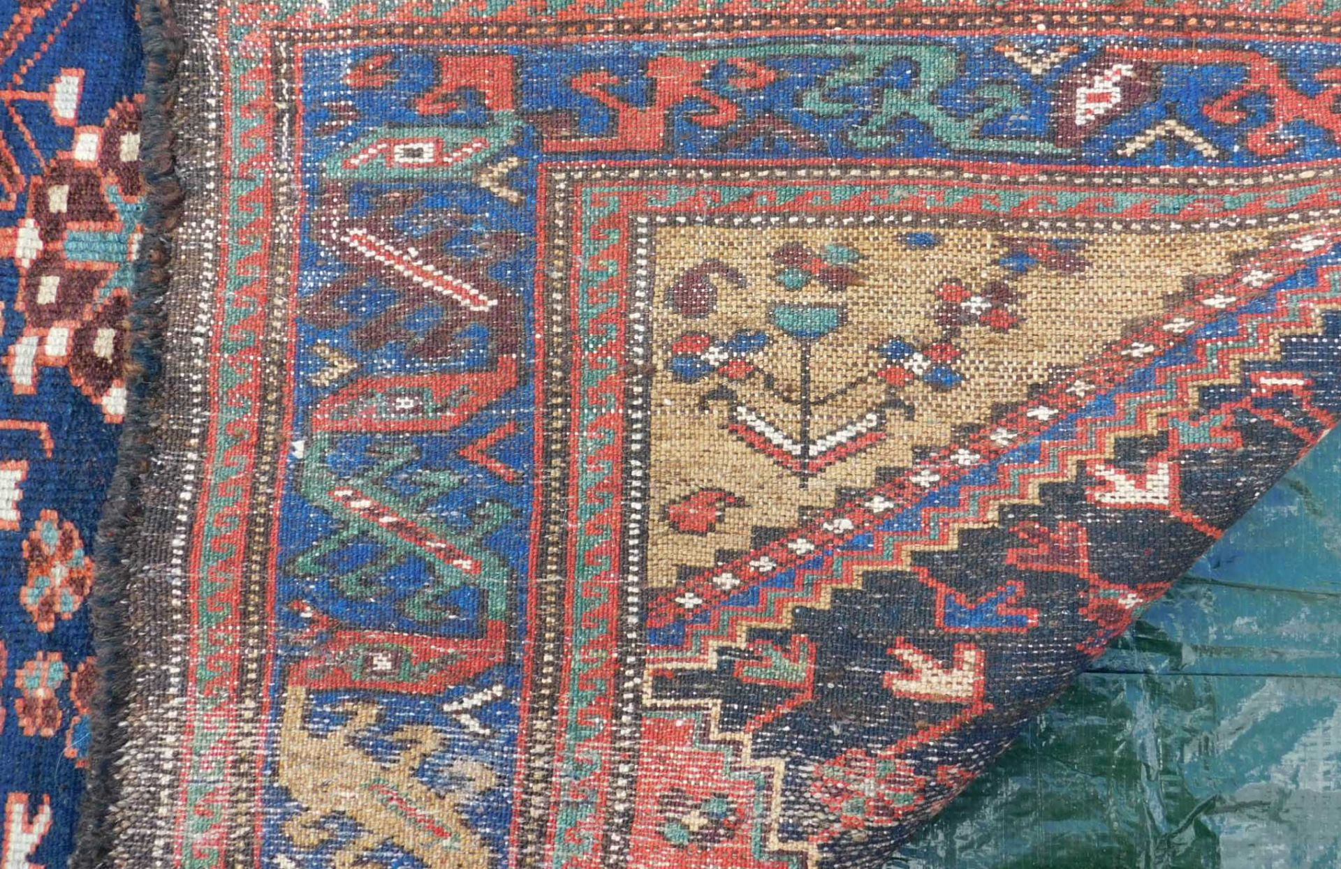 Karagös Persian carpet. Iran. Around 80 to 120 years old. - Image 5 of 5