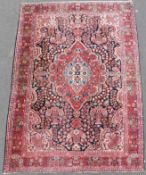 Saruk Jozan Persian rug. Iran. Antique, around 100-130 years old.